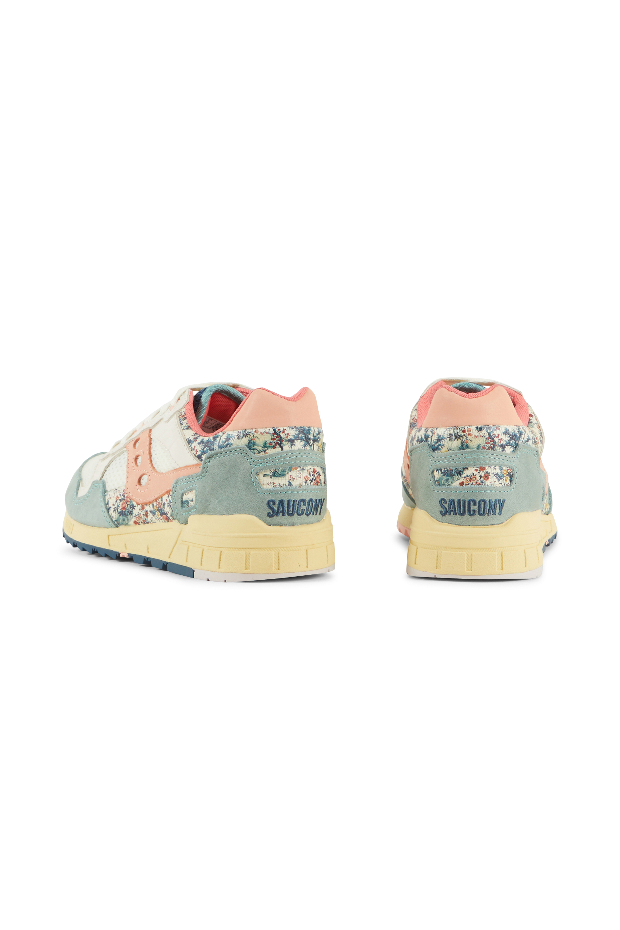 Baskets Bleu