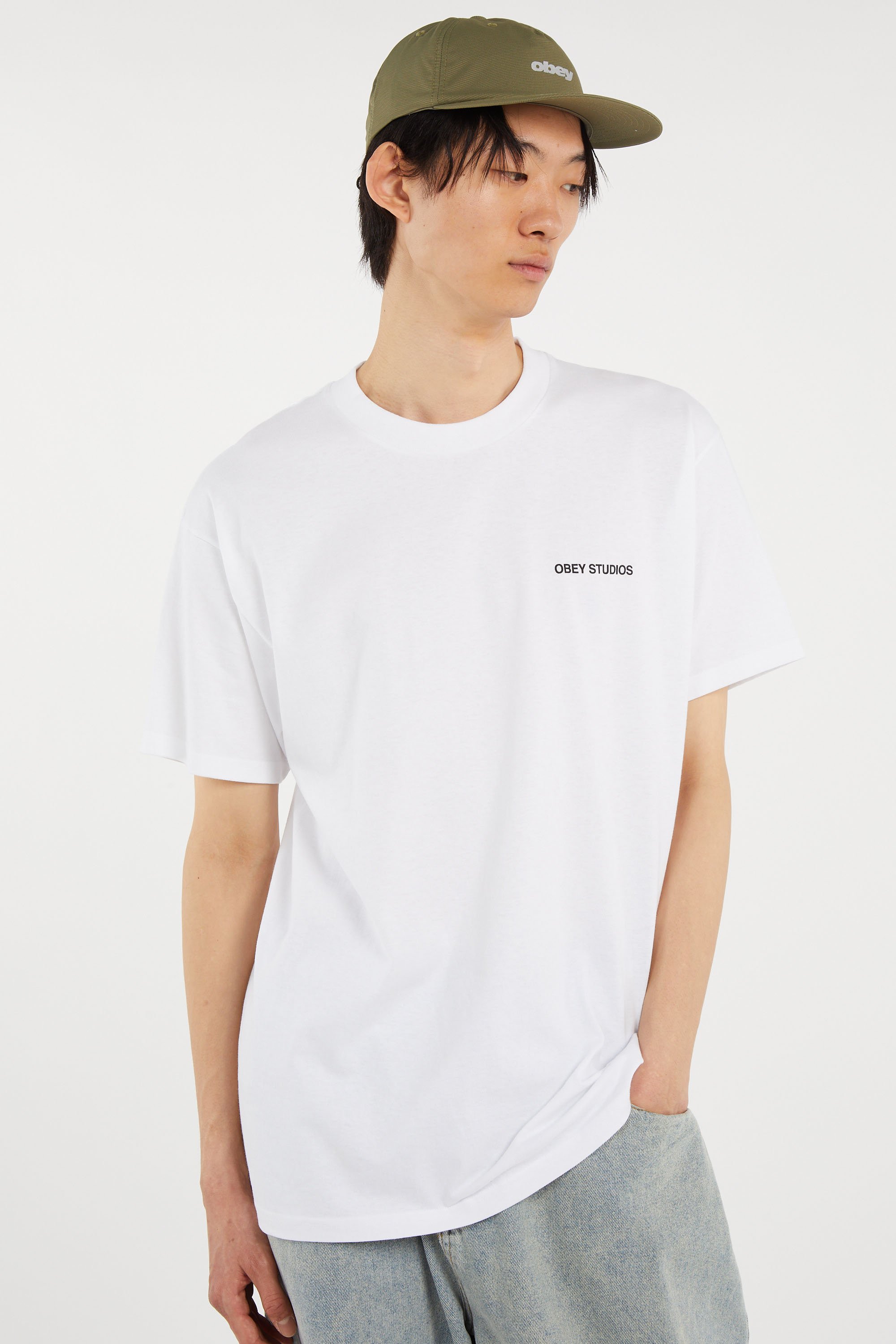 T-shirt White