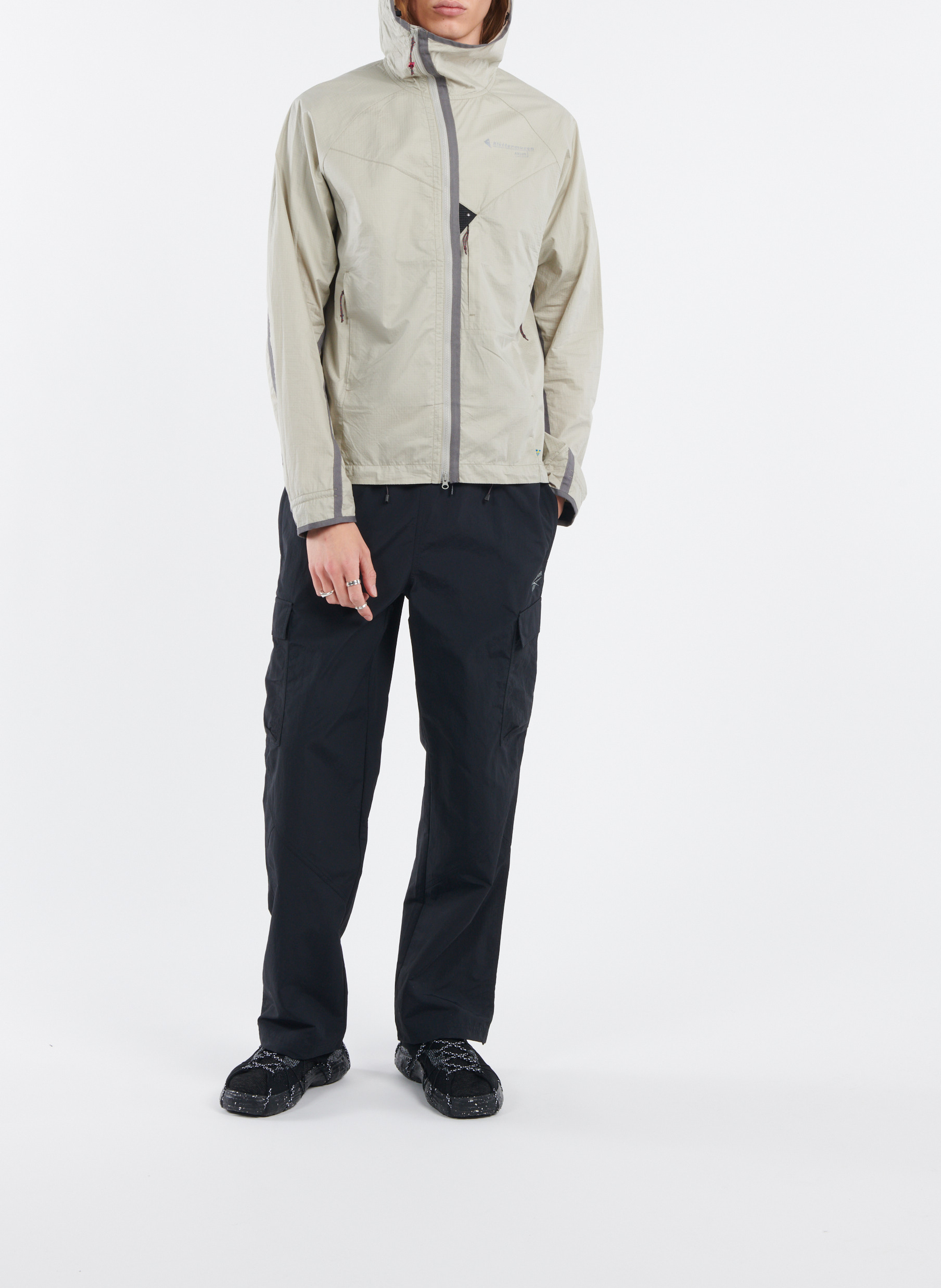 Windbreaker KLATTERMUSEN Beige
