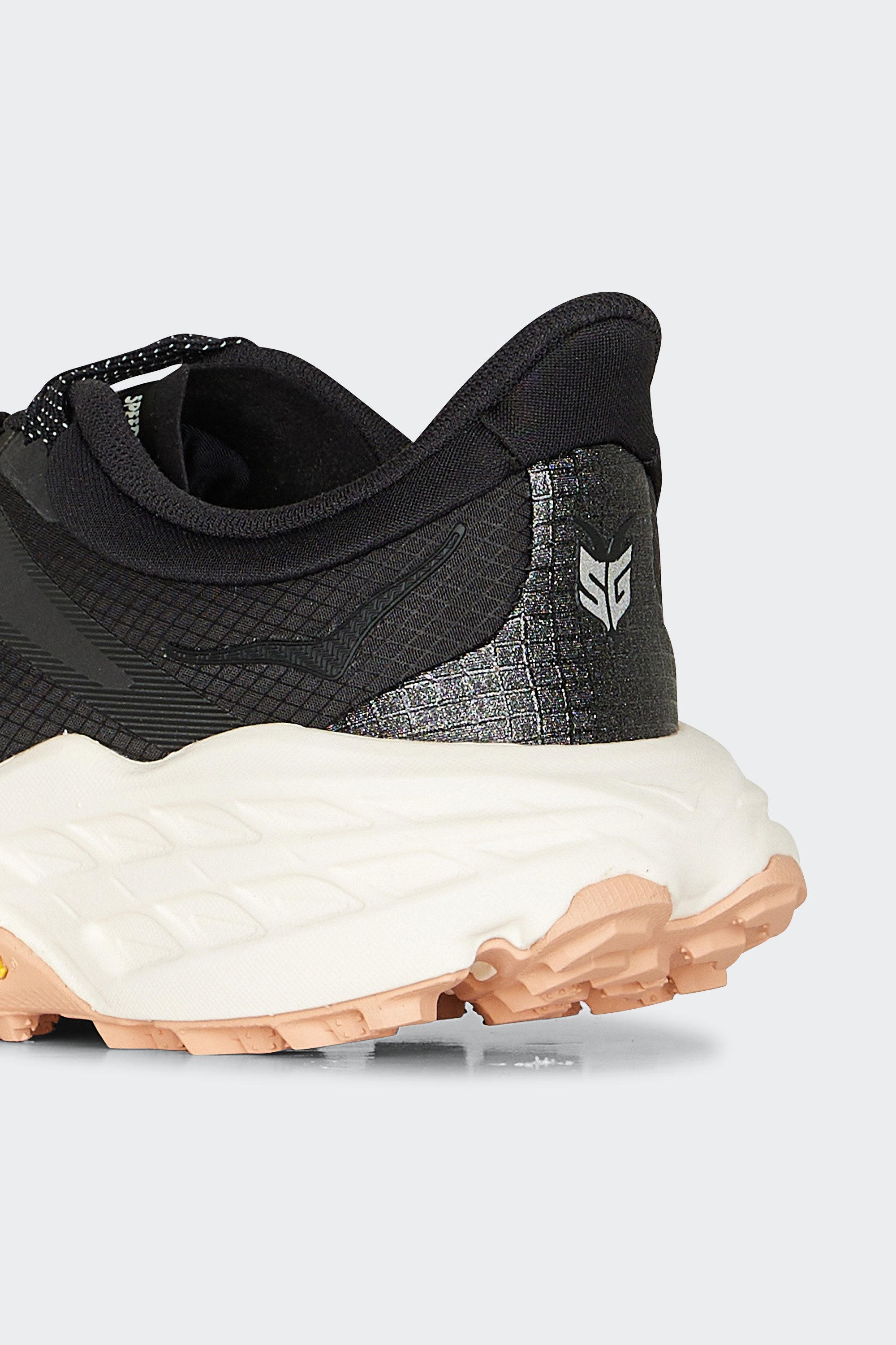 Baskets | Noir by HOKA Baskets Noir