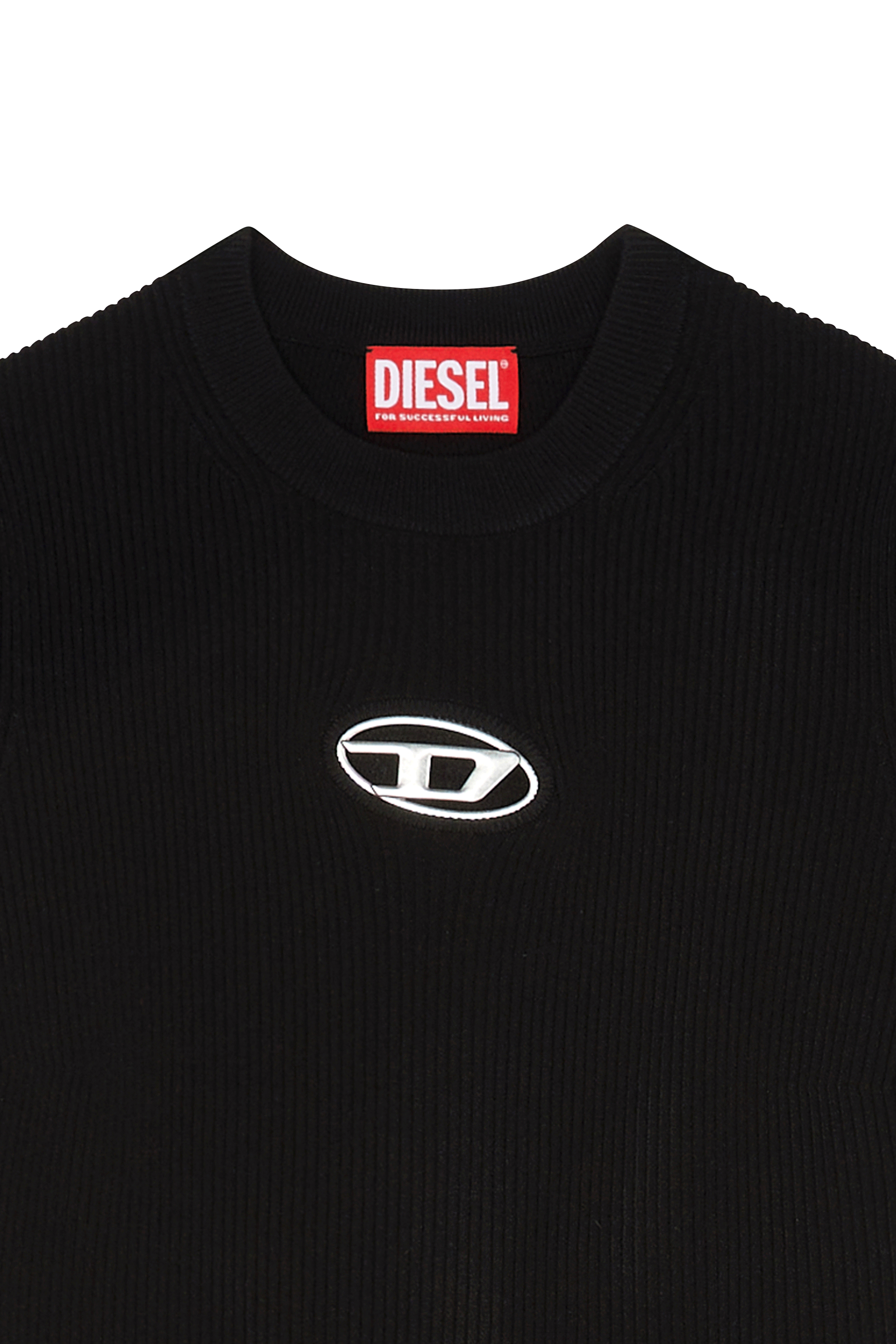 Top Black
