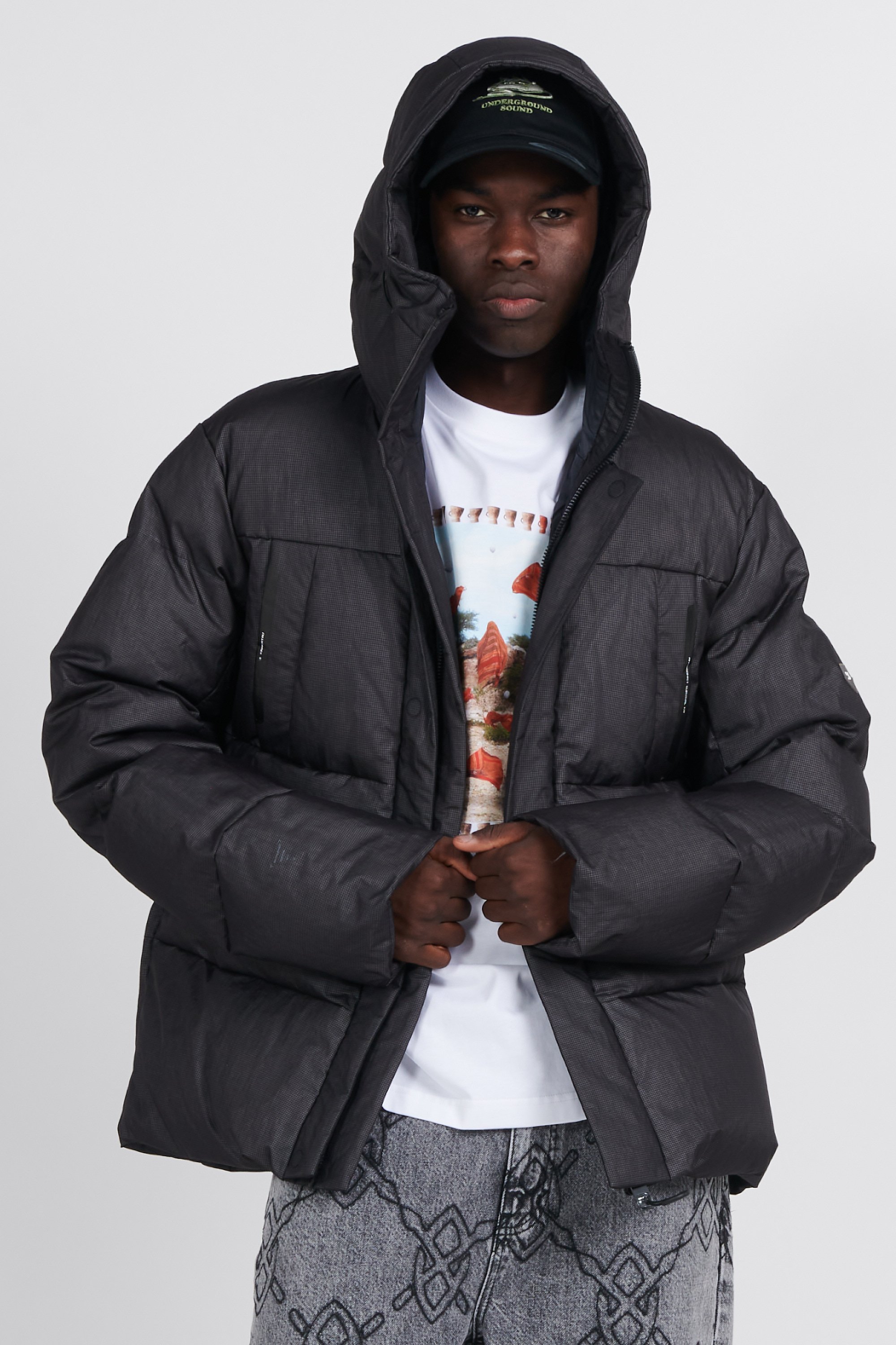 Puffer Jacket | Black by KRAKATAU Puffer Jacket Black