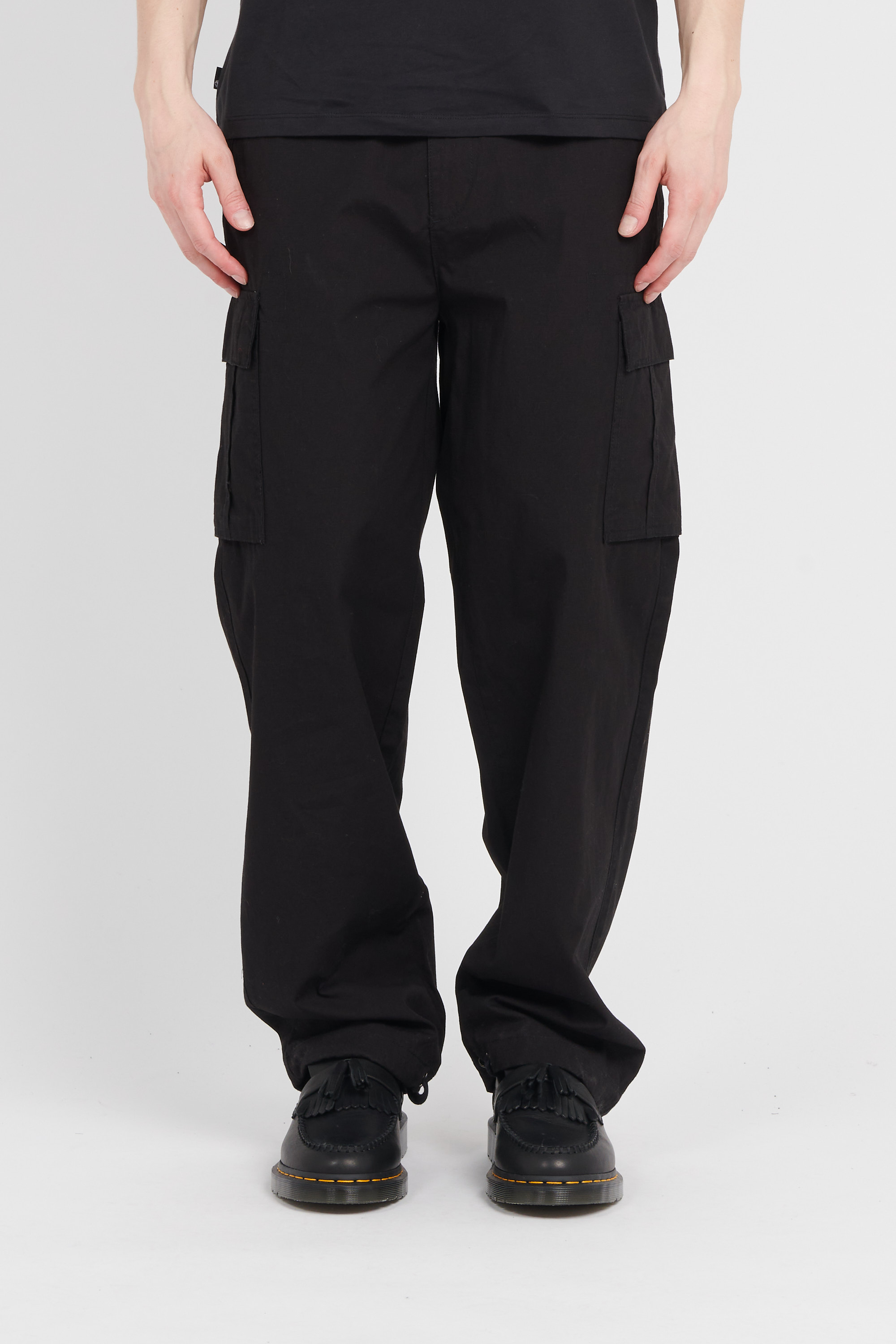 Cargo Black