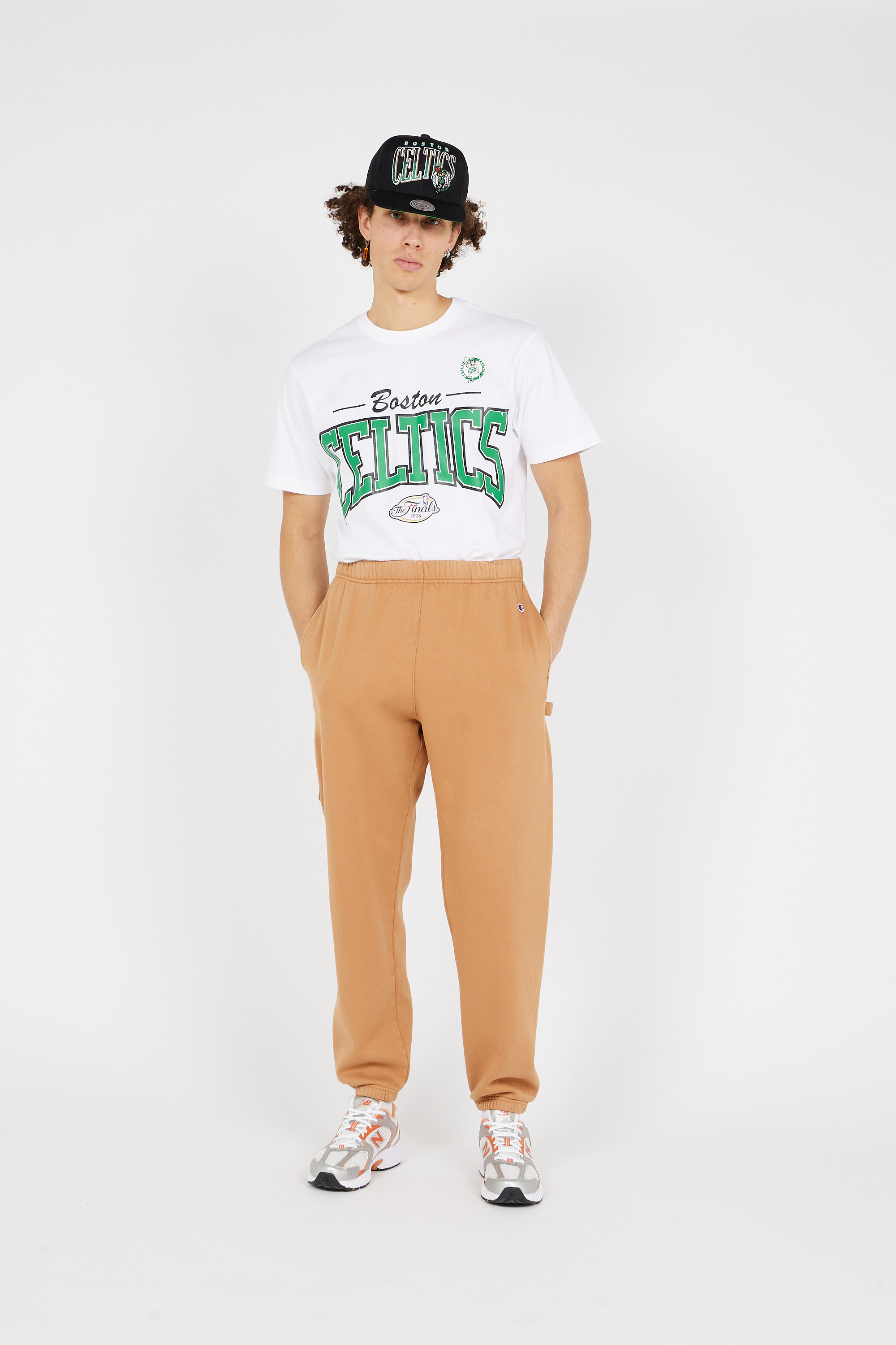 T-shirt White