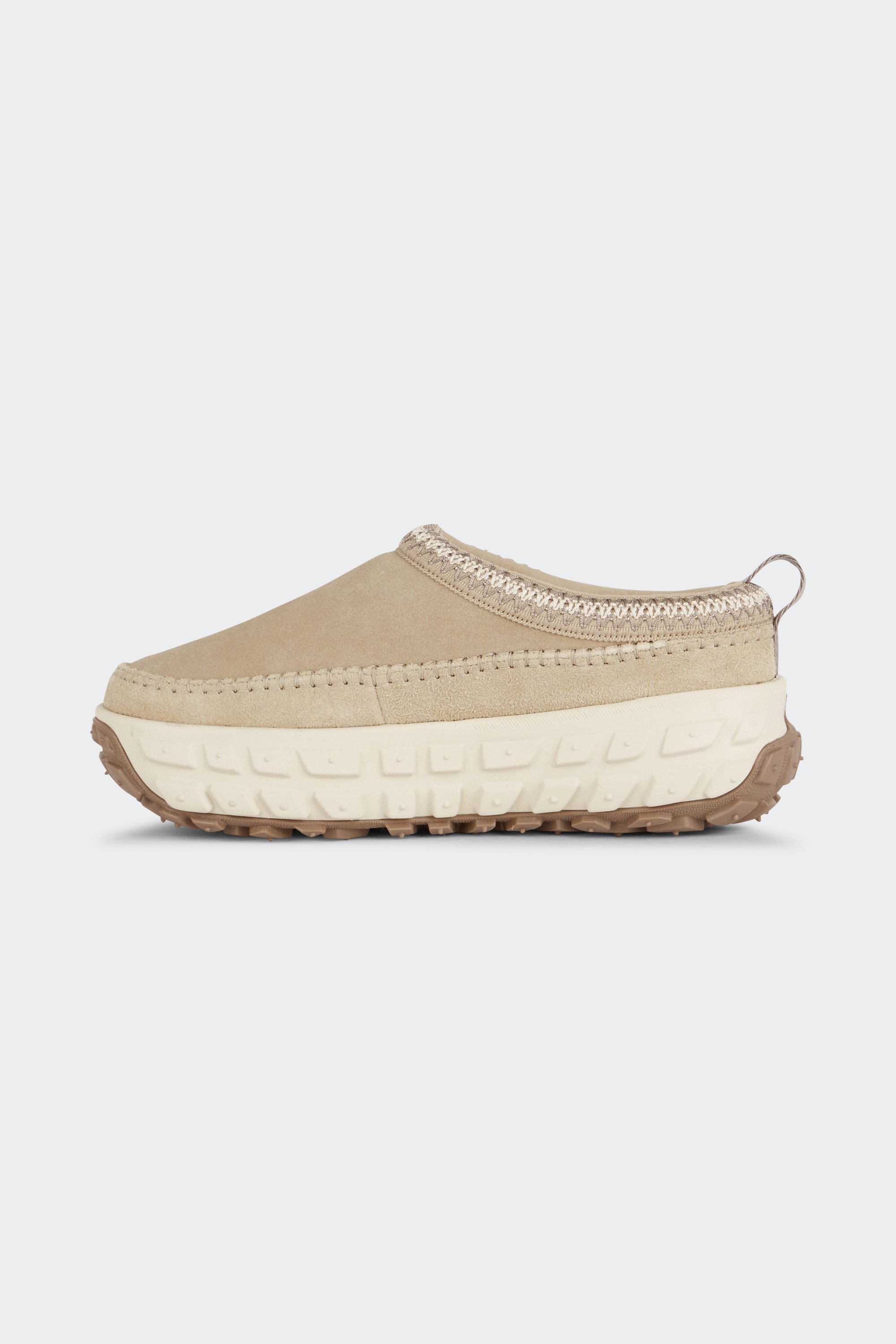 Sabots | Beige by UGG Sabots Beige