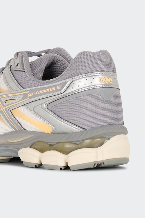 ASICS Baskets Beige