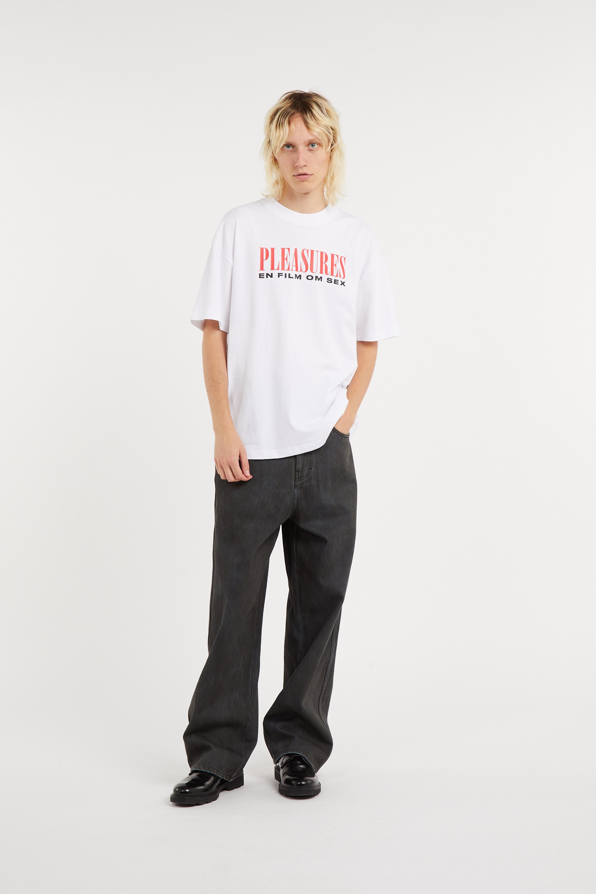 Regular-fit round-neck cotton T-shirt PLEASURES White