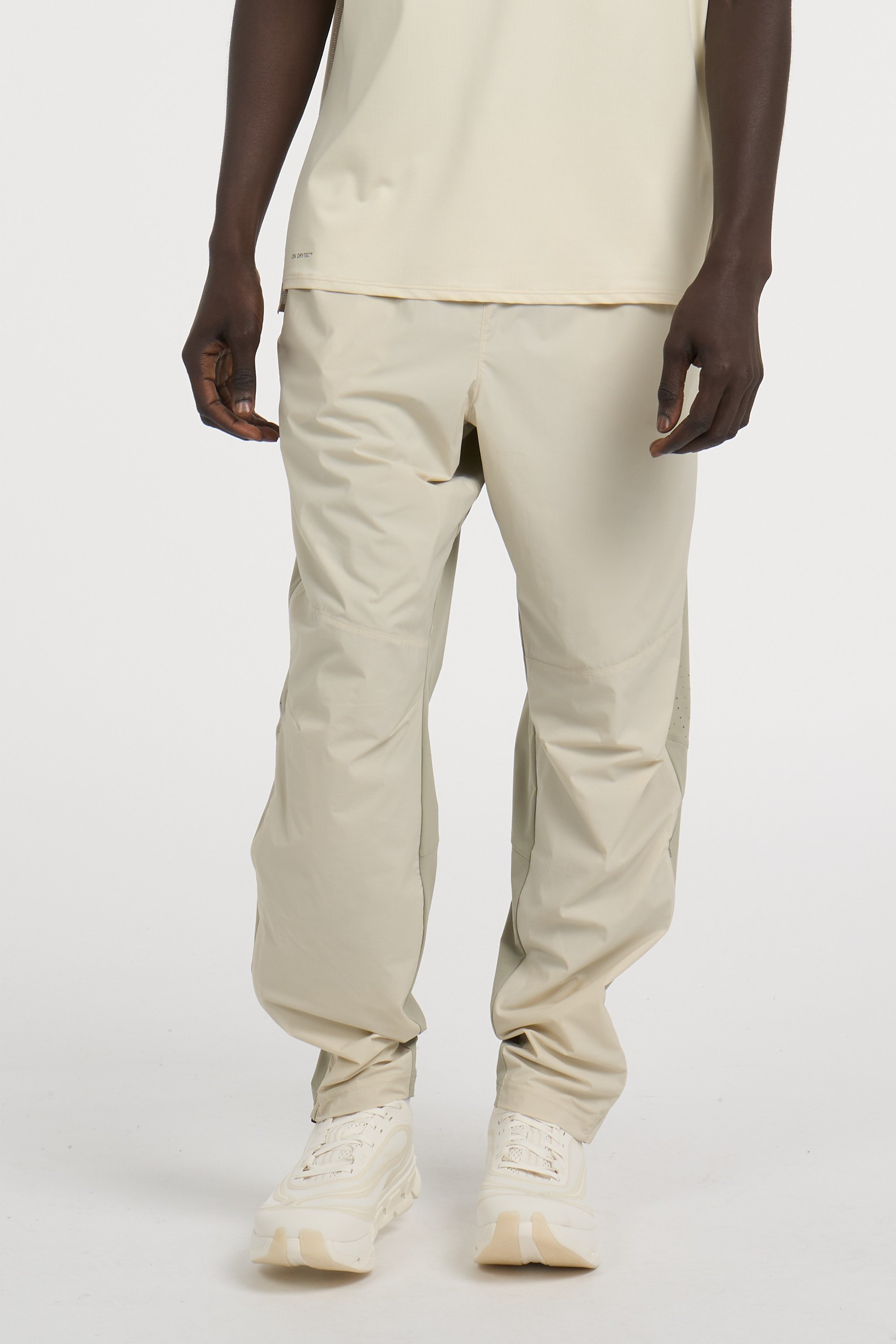 Pants | Beige ON Men