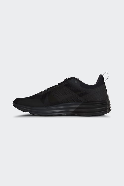 NIKE Sneakers Black