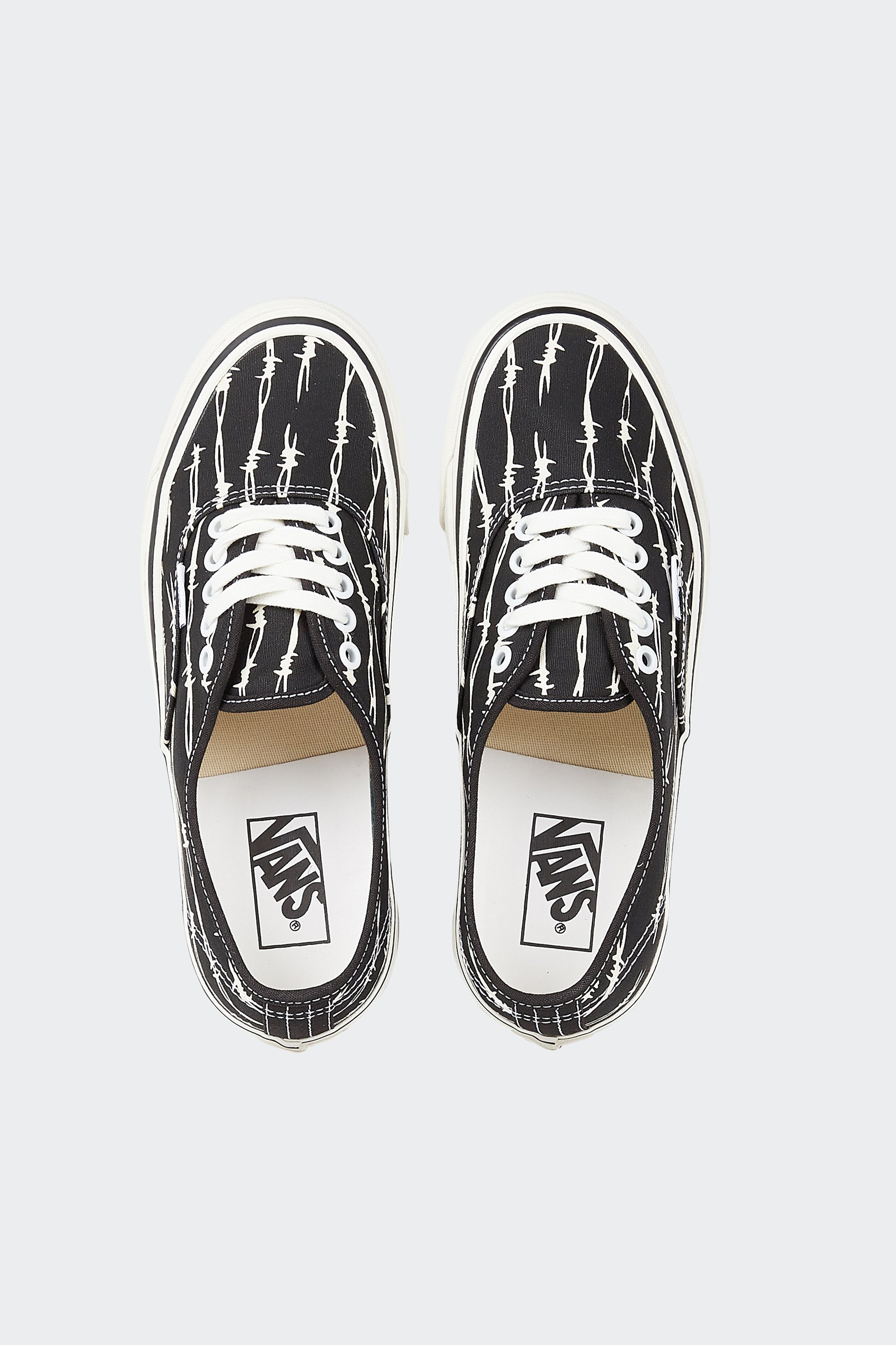 Baskets | Noir by VANS Baskets Noir