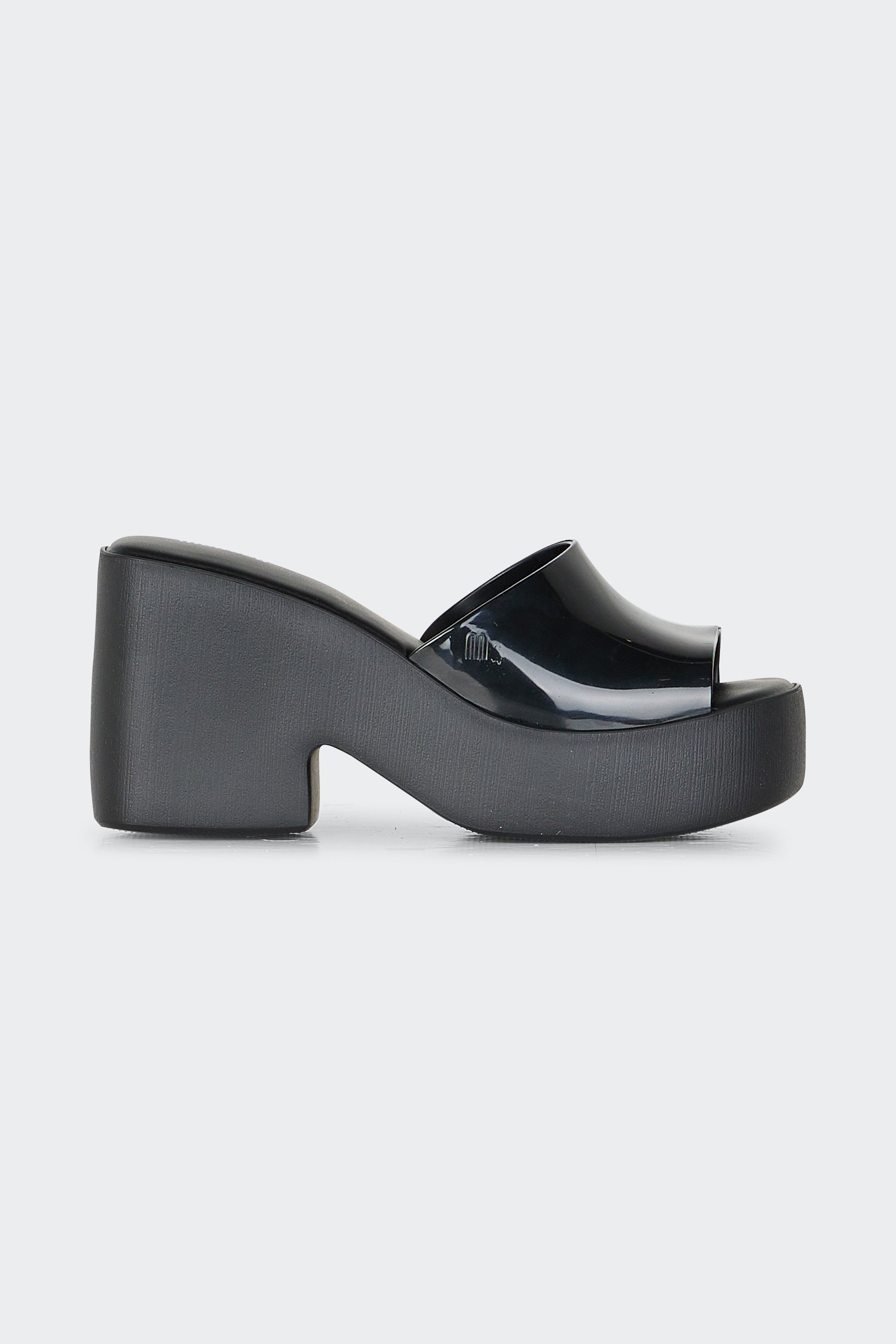 Mules | Noir by MELISSA Mules Noir