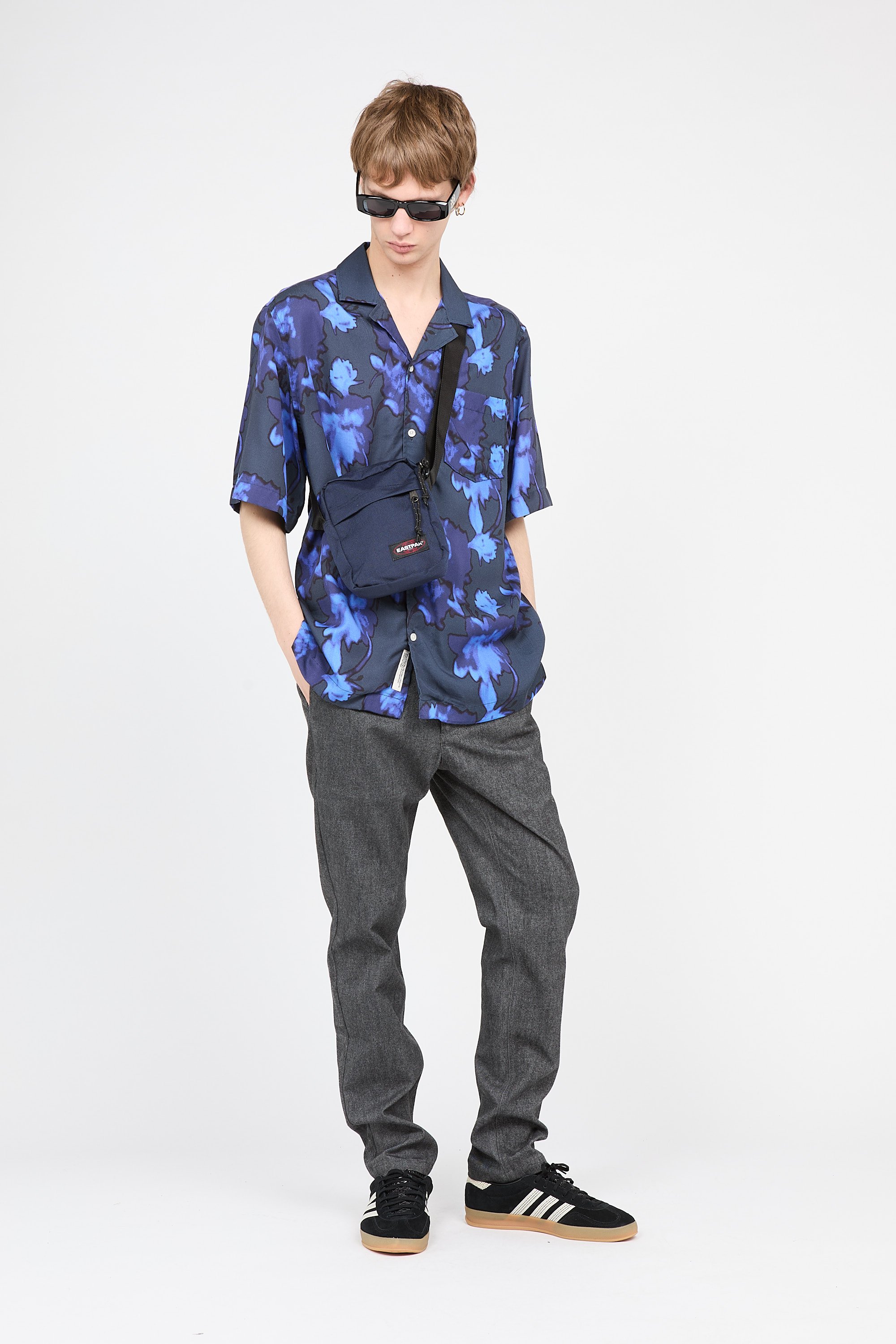 Shoulder bag | Blue by EASTPAK Shoulder bag Blue