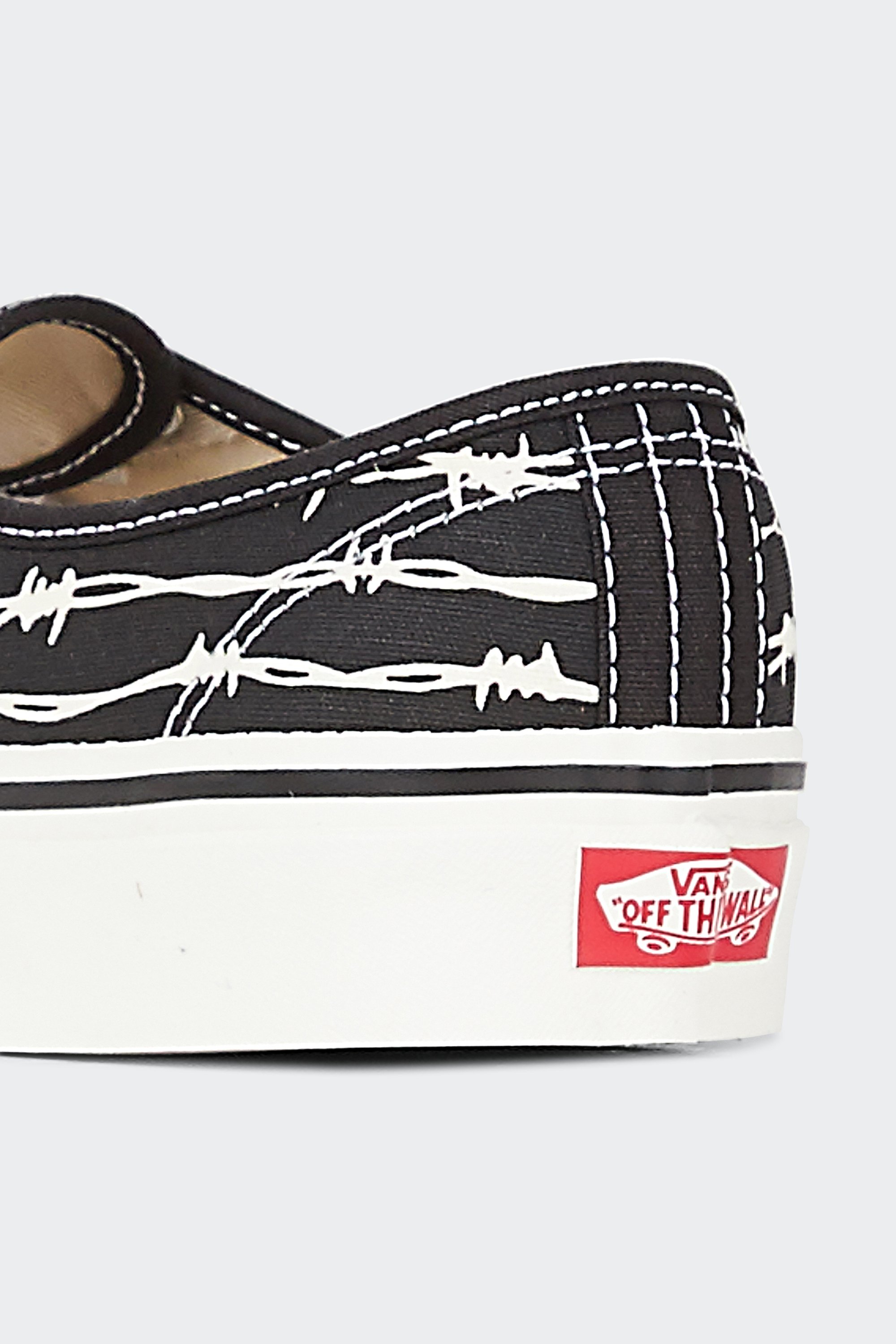 Baskets | Noir by VANS Baskets Noir