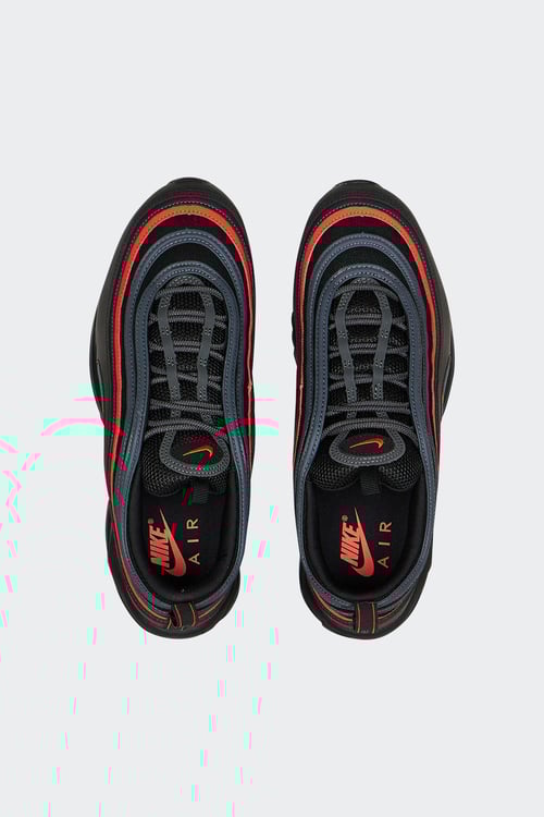 NIKE Baskets basses Rouge