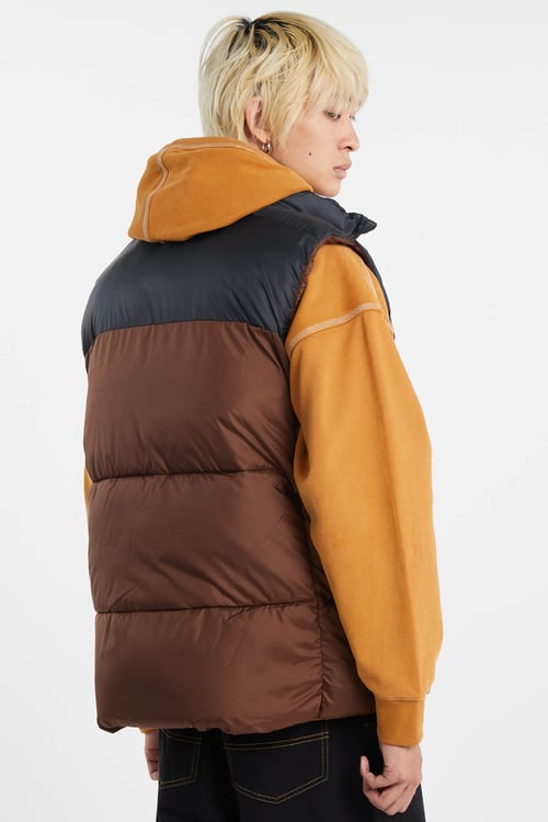 COLUMBIA Lightweight quilted padded jacket with high neck Brown