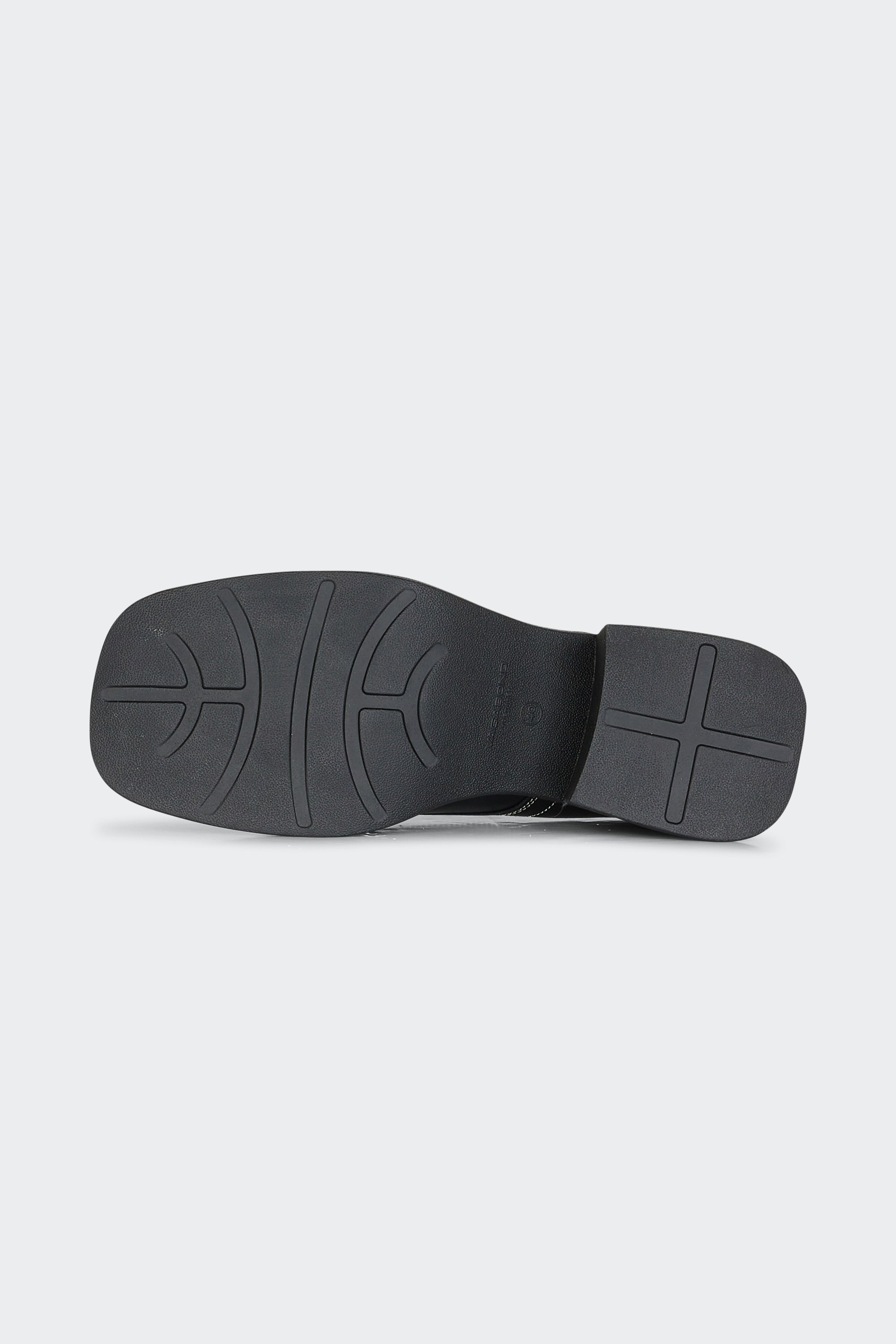 Leather deck shoes | Black by VAGABOND SHOEMAKERS Leather deck shoes Black