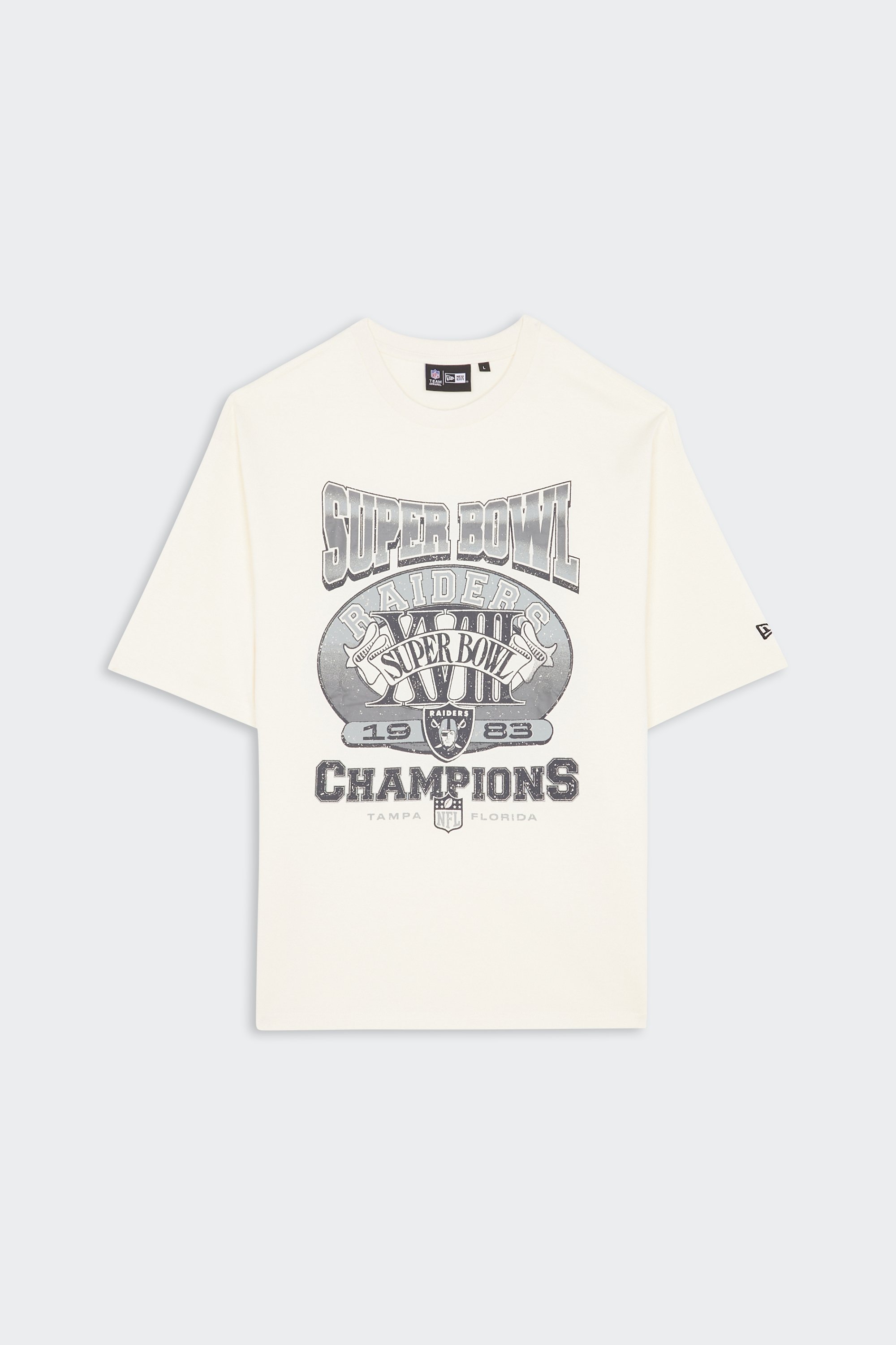 T-shirt | Beige by NEW ERA T-shirt Beige