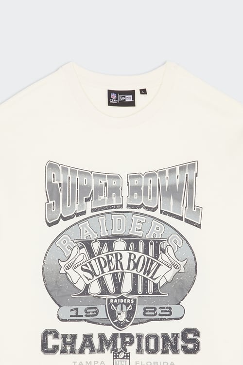 NEW ERA T-shirt Beige