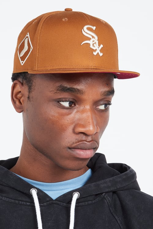 NEW ERA cap Brown
