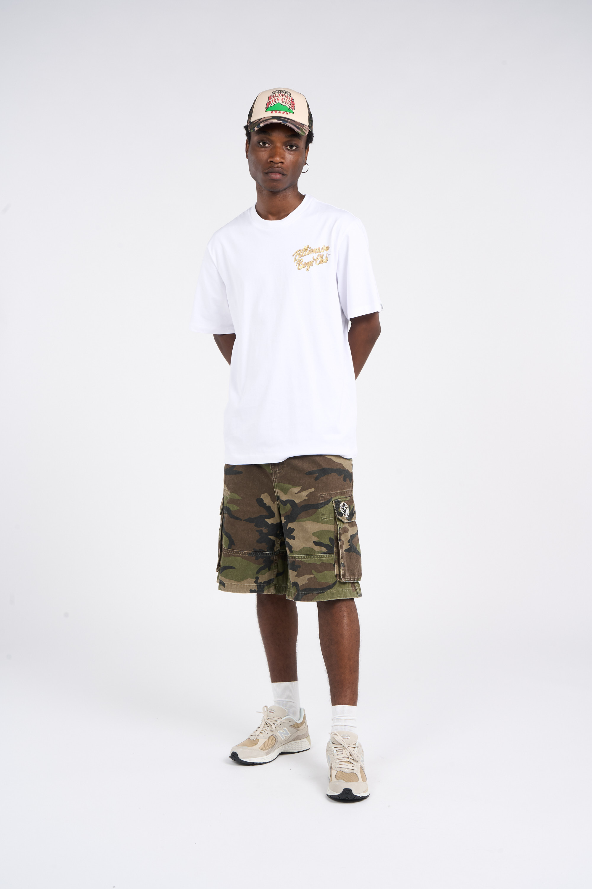 T-shirt White