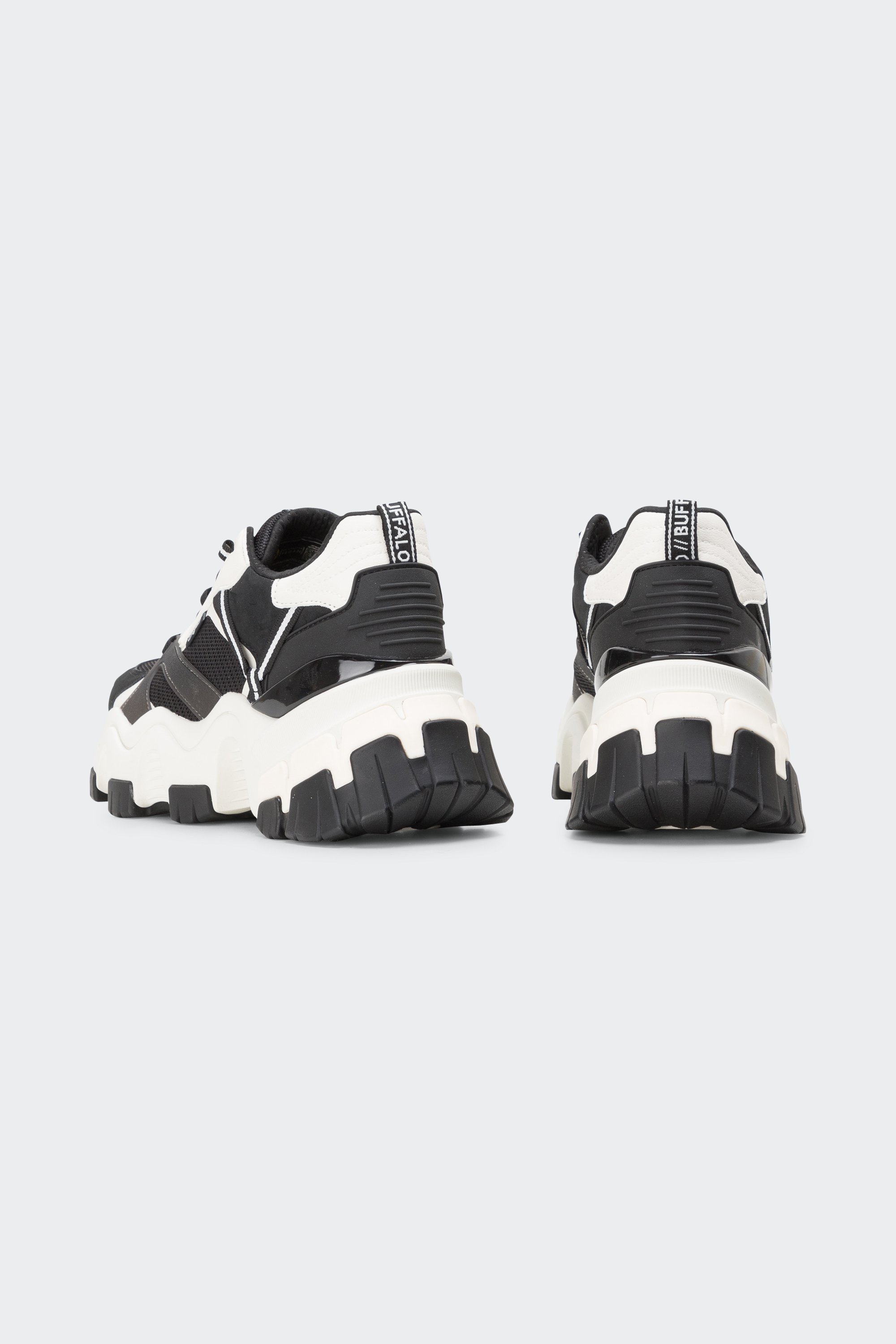 Sneakers | Black by BUFFALO Sneakers Black