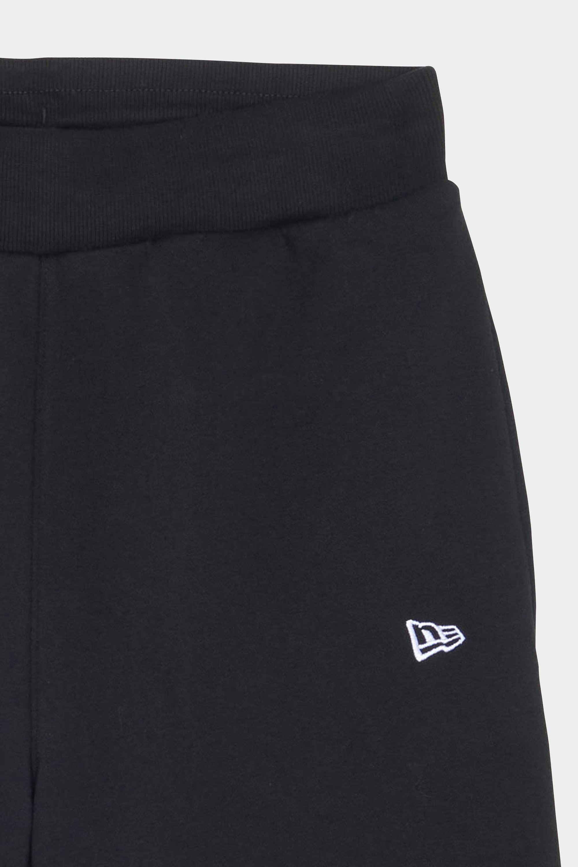 Shorts | Black by NEW ERA Shorts Black