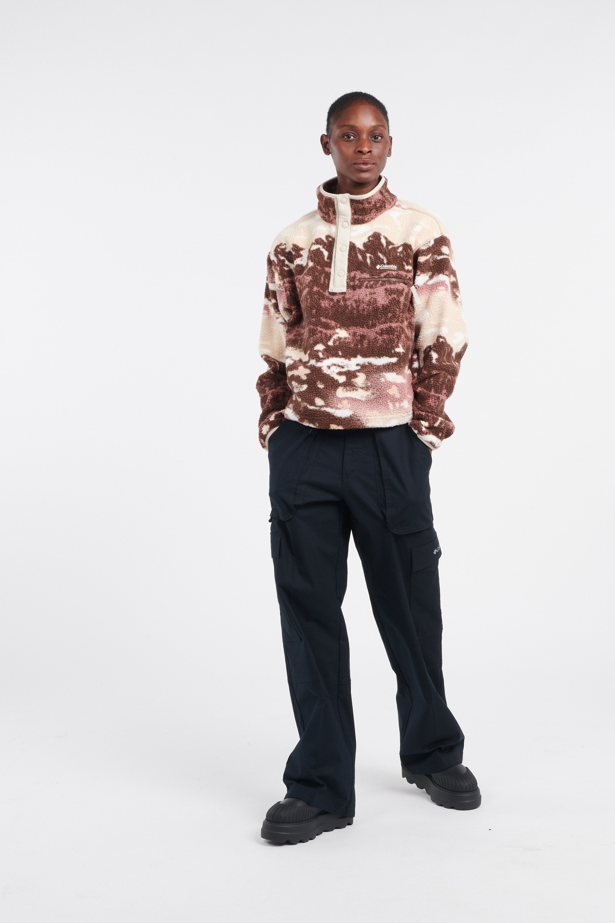 cargo COLUMBIA Black