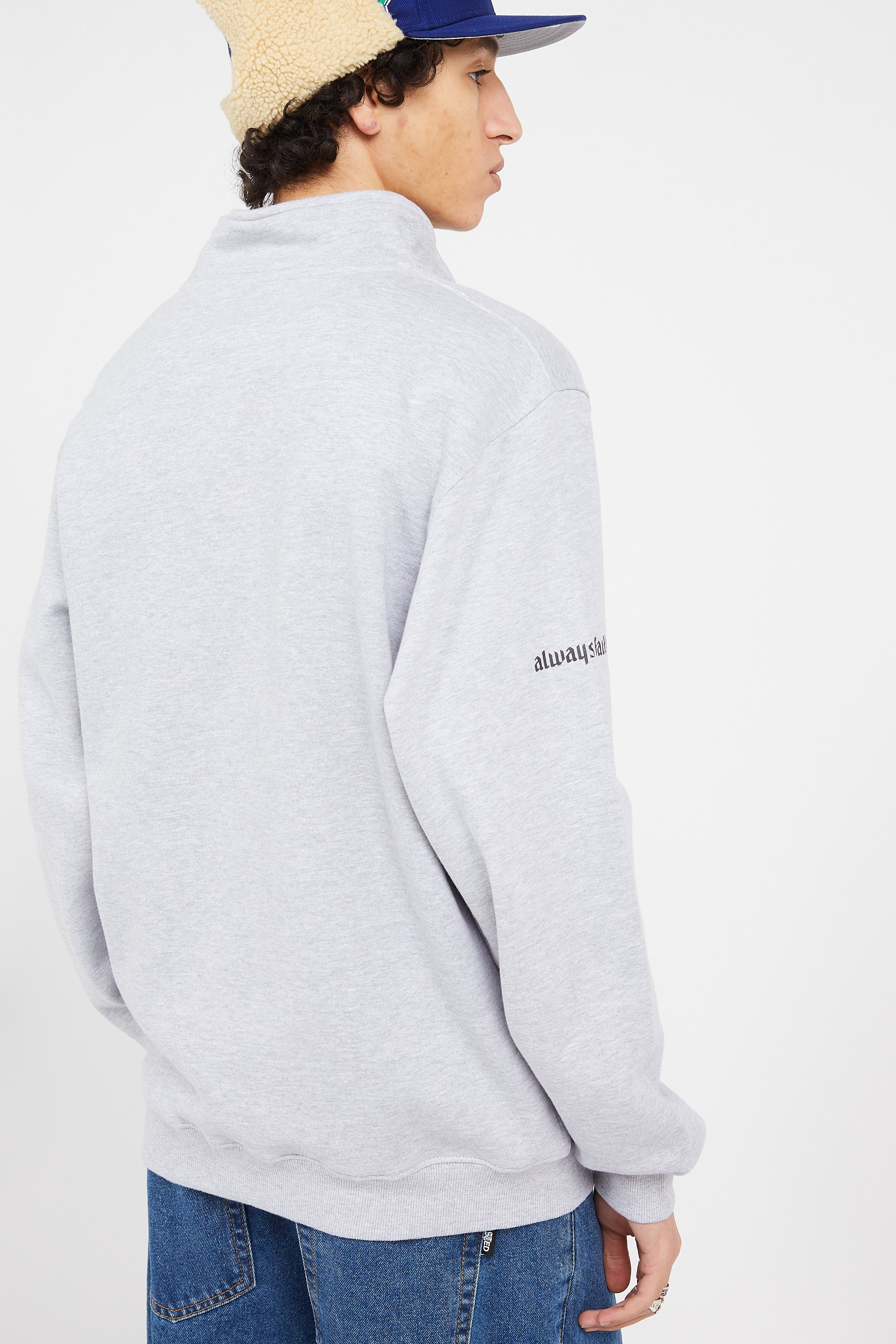 Sweatshirt | Gris by WASTED Sweatshirt Gris