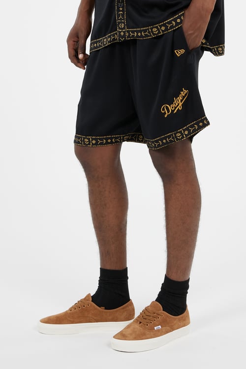 NEW ERA Shorts Black