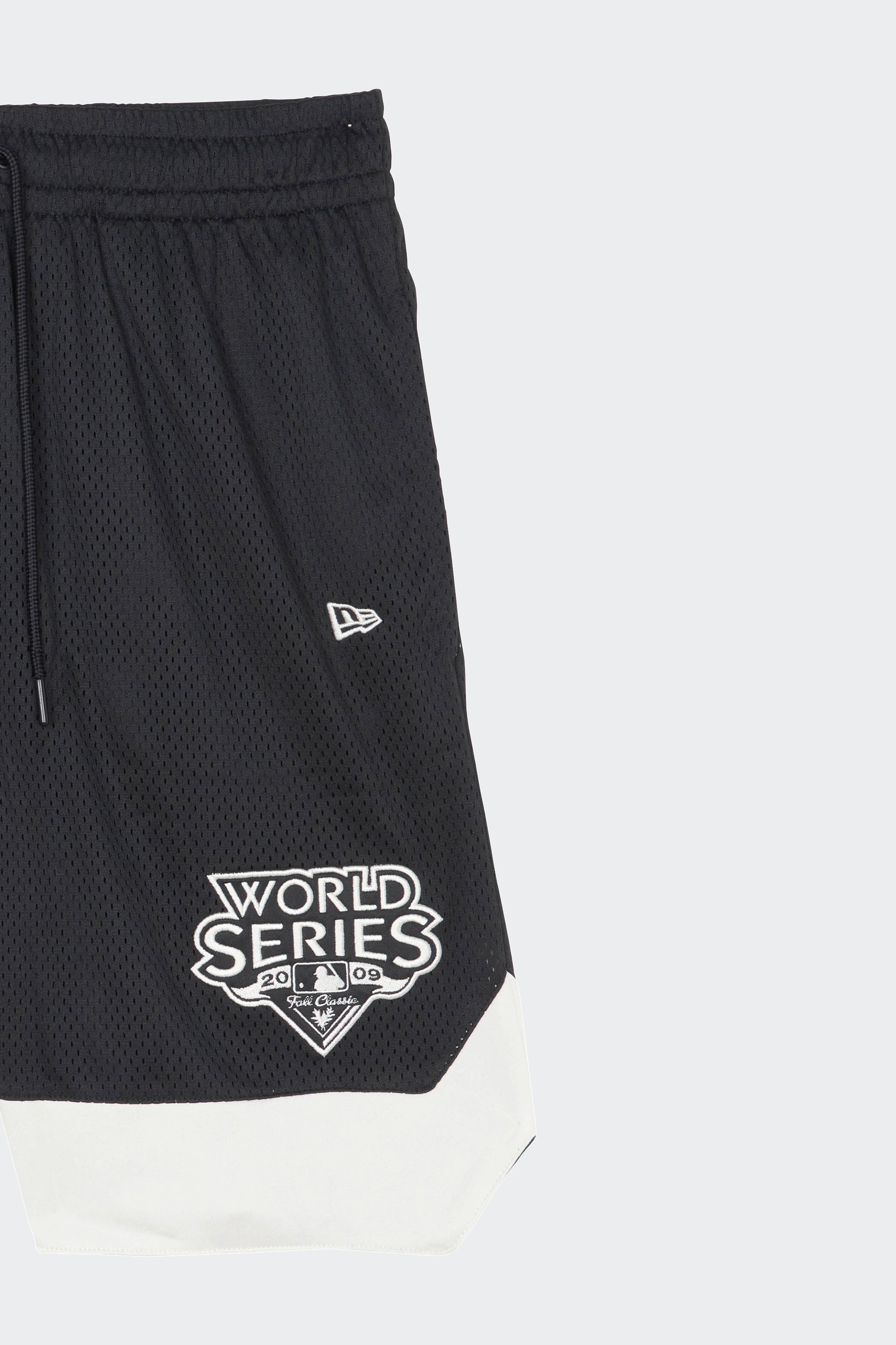 Shorts | Black by NEW ERA Shorts Black
