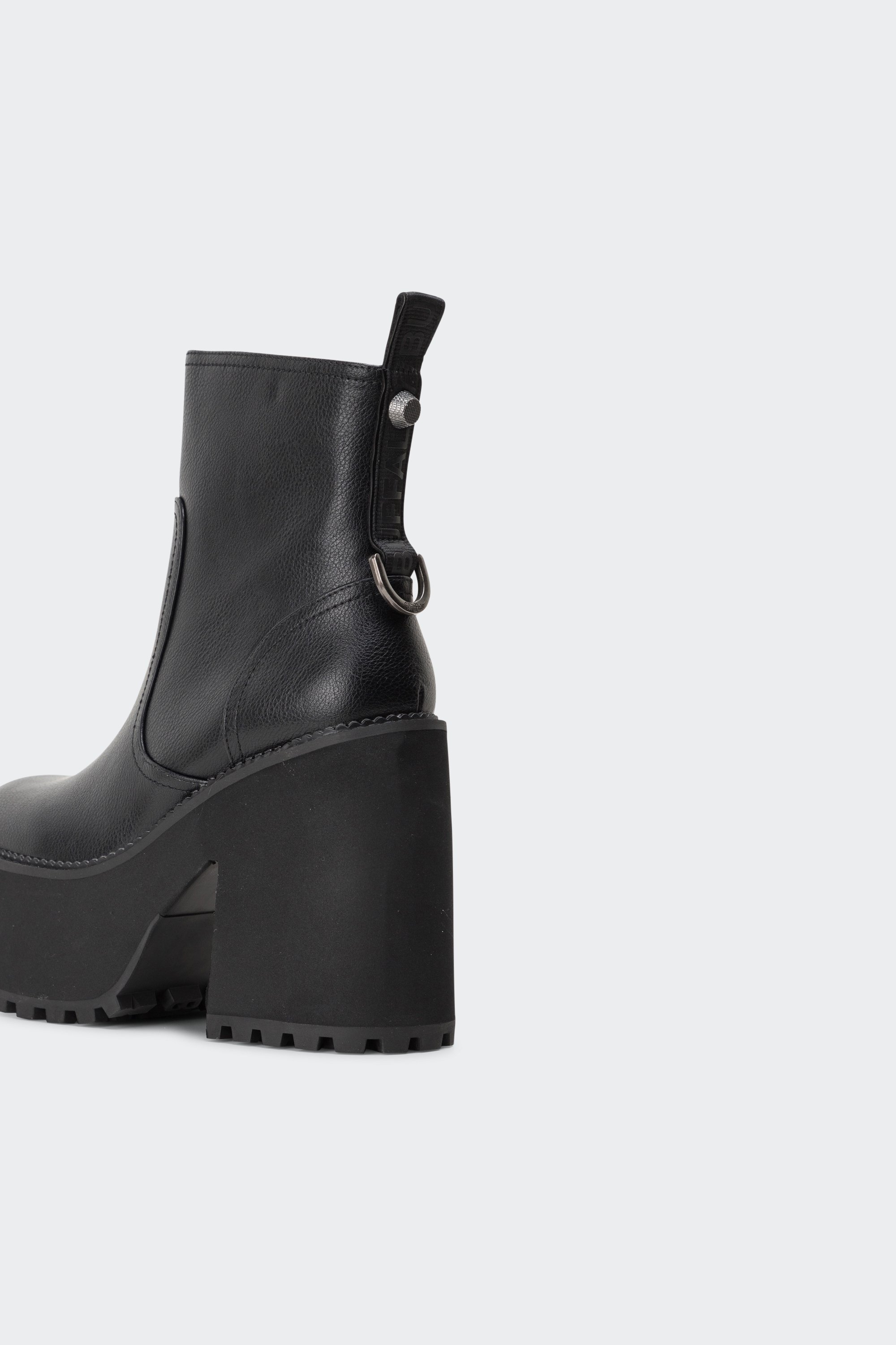 Heeled leather mid-calf boots | Black by BUFFALO Heeled leather mid-calf boots Black