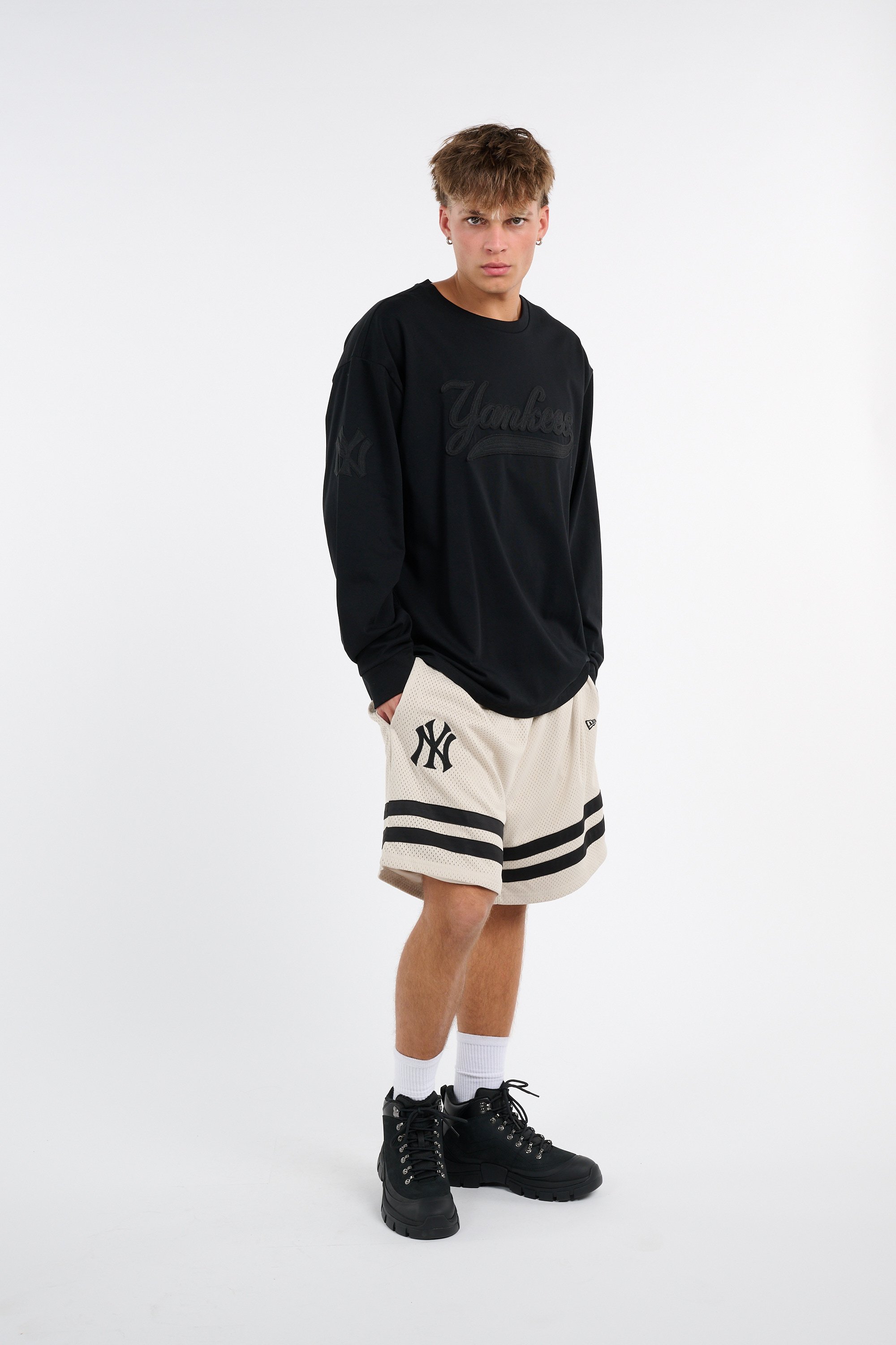 Shorts NEW ERA Beige