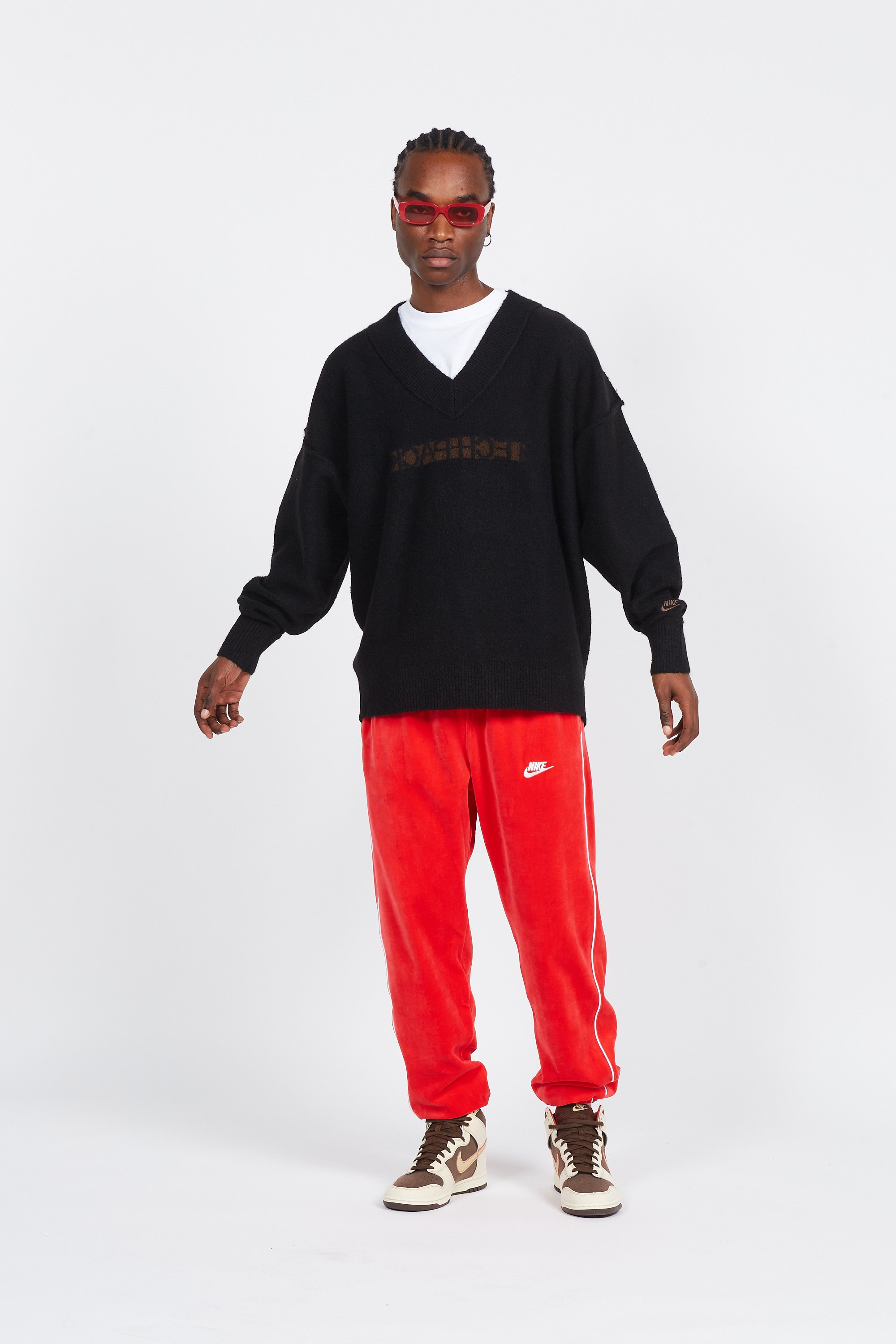 pull | Noir by NIKE pull Noir