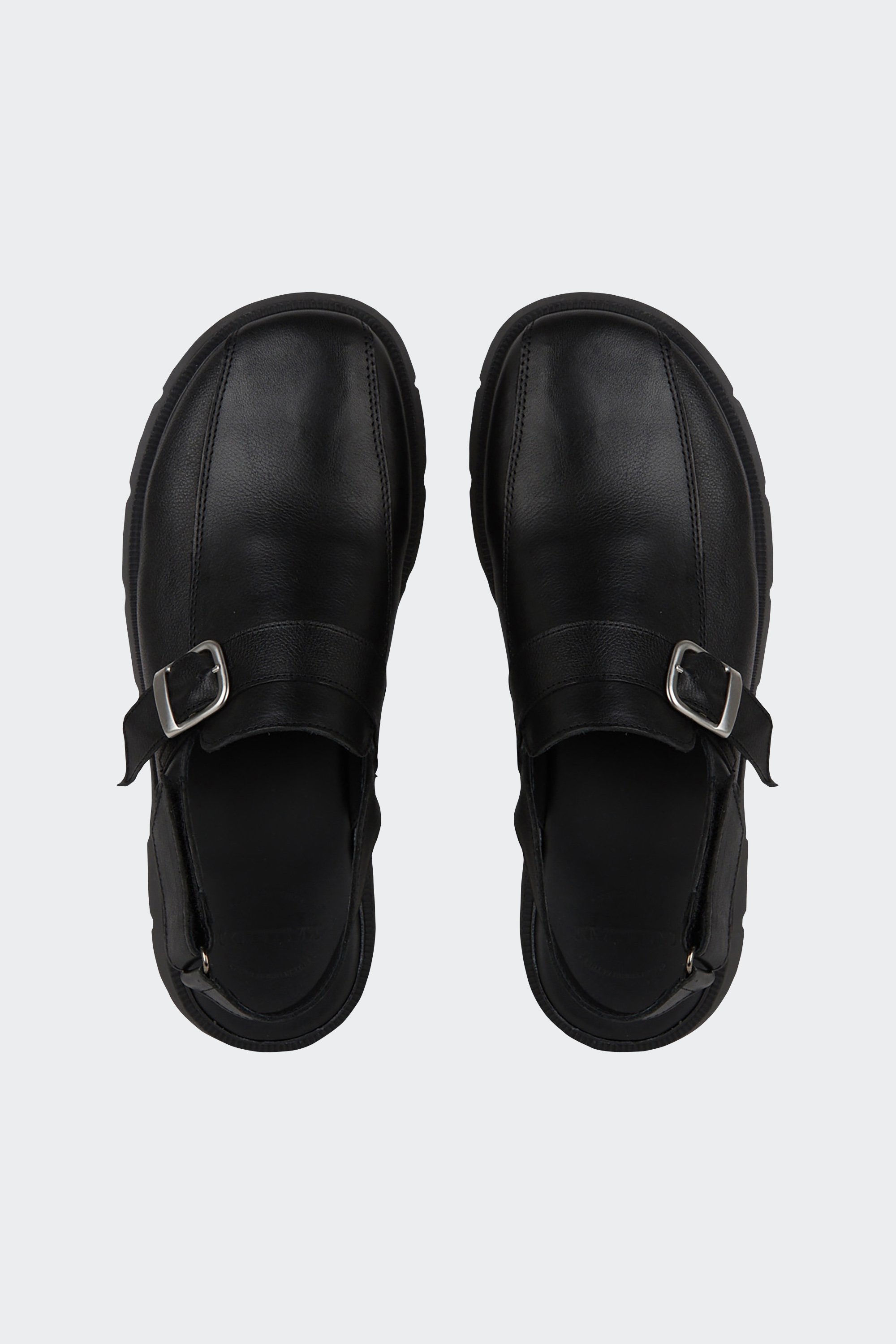 Flat furry sheepskin sandals | Black by KLEMAN Flat furry sheepskin sandals Black