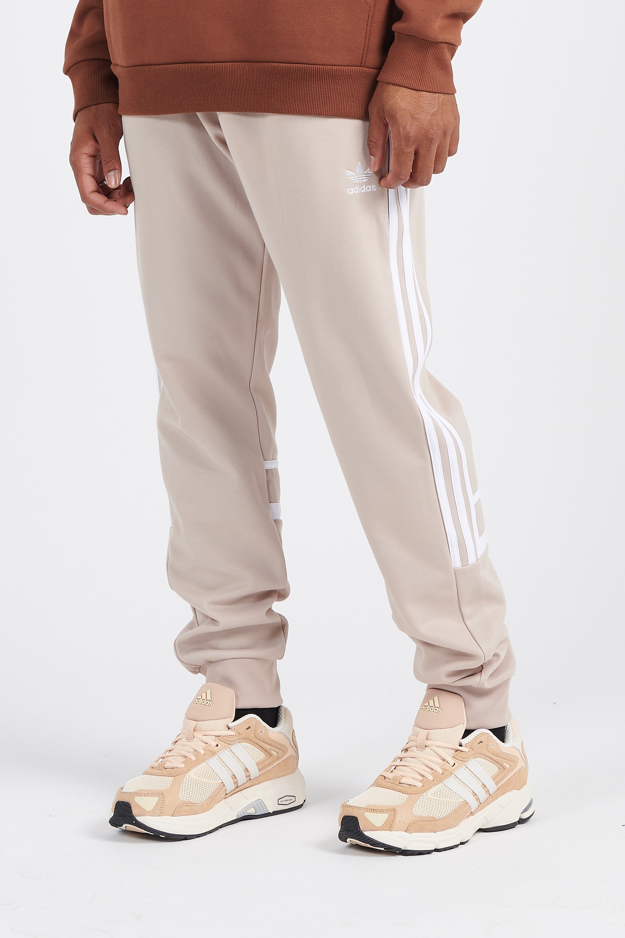 Jogging adidas beige discount homme