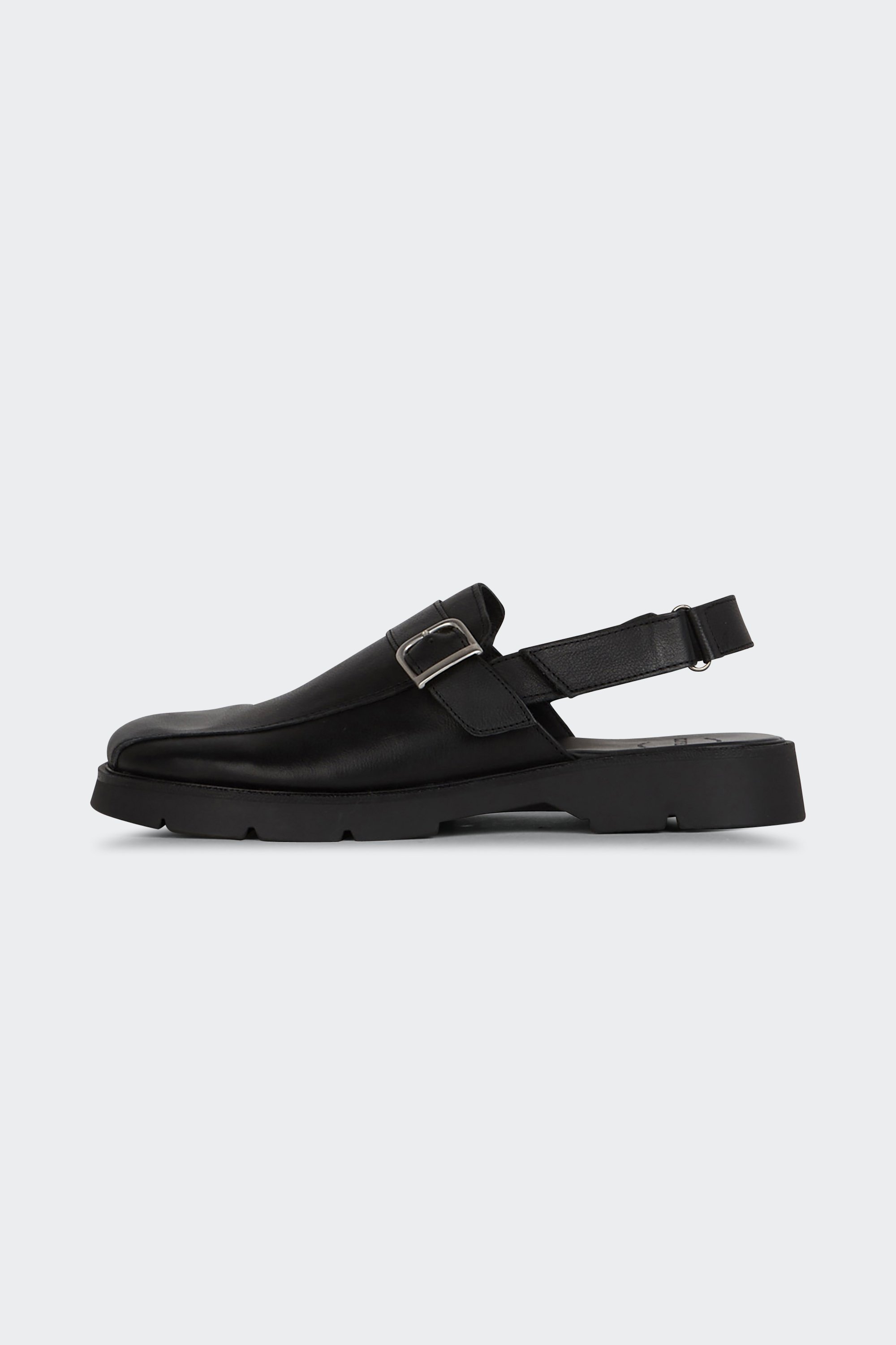 Flat furry sheepskin sandals | Black by KLEMAN Flat furry sheepskin sandals Black