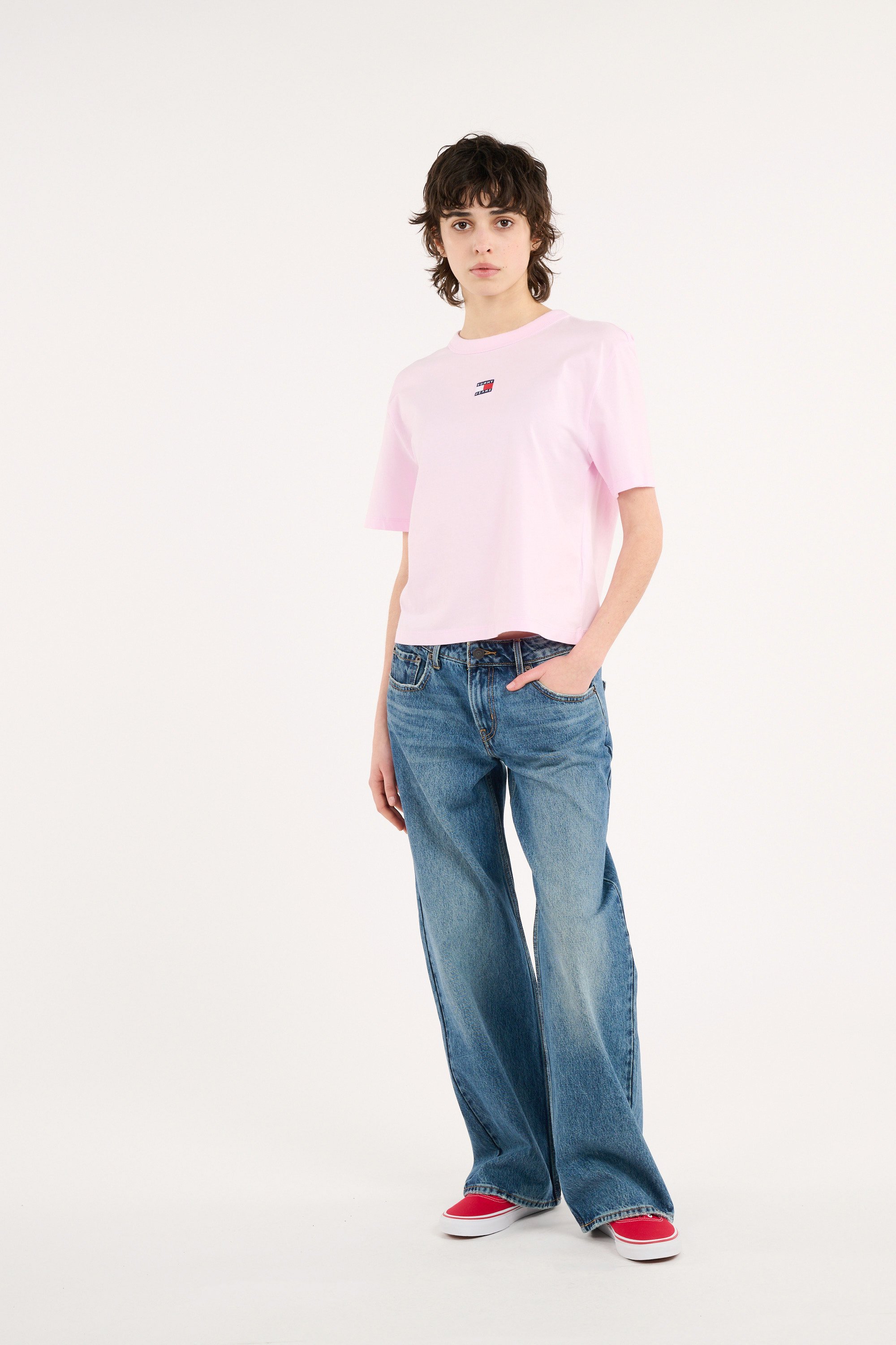 Regular-fit round-neck cotton T-shirt TOMMY JEANS Pink