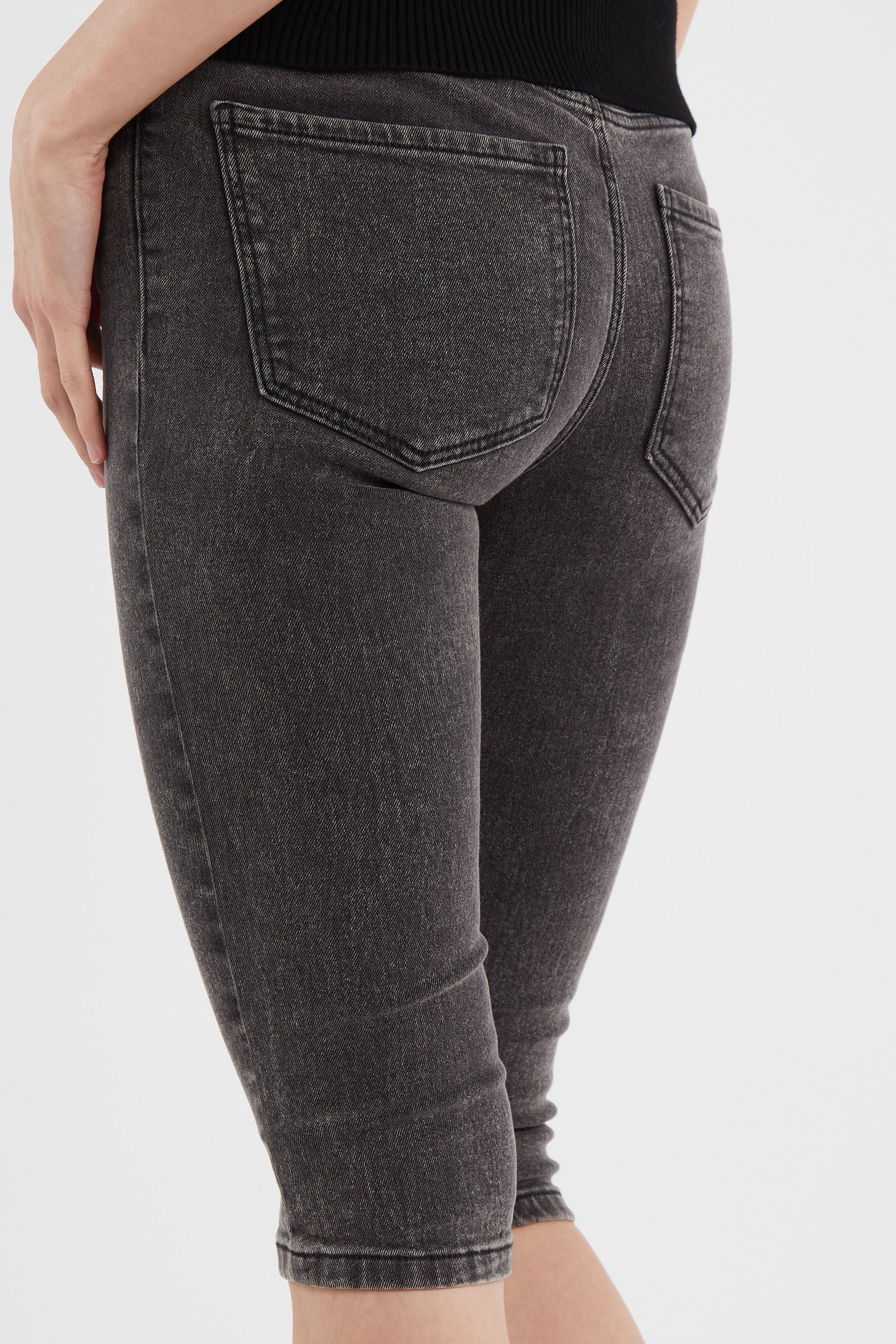 Bermuda shorts | Black by NOISY MAY Bermuda shorts Black