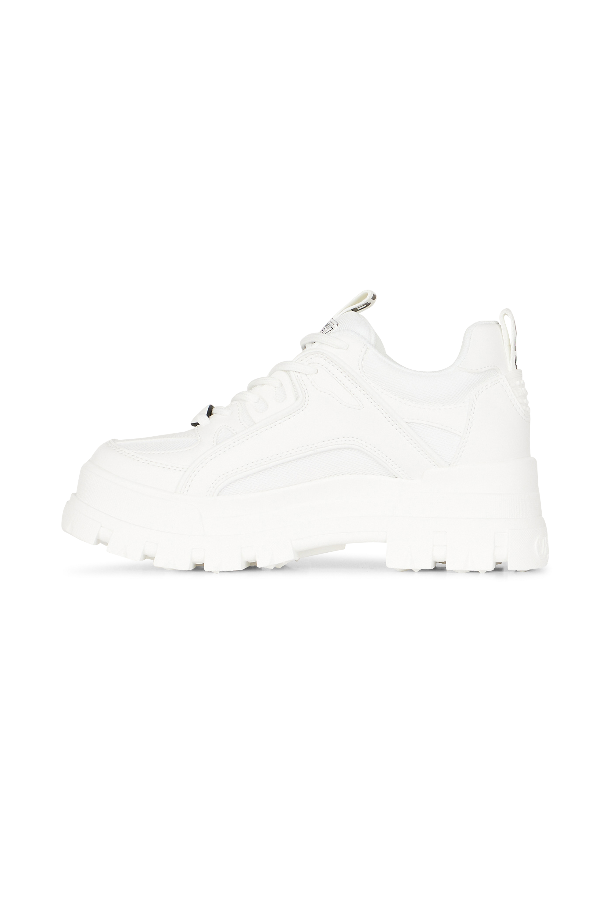 Sneakers White