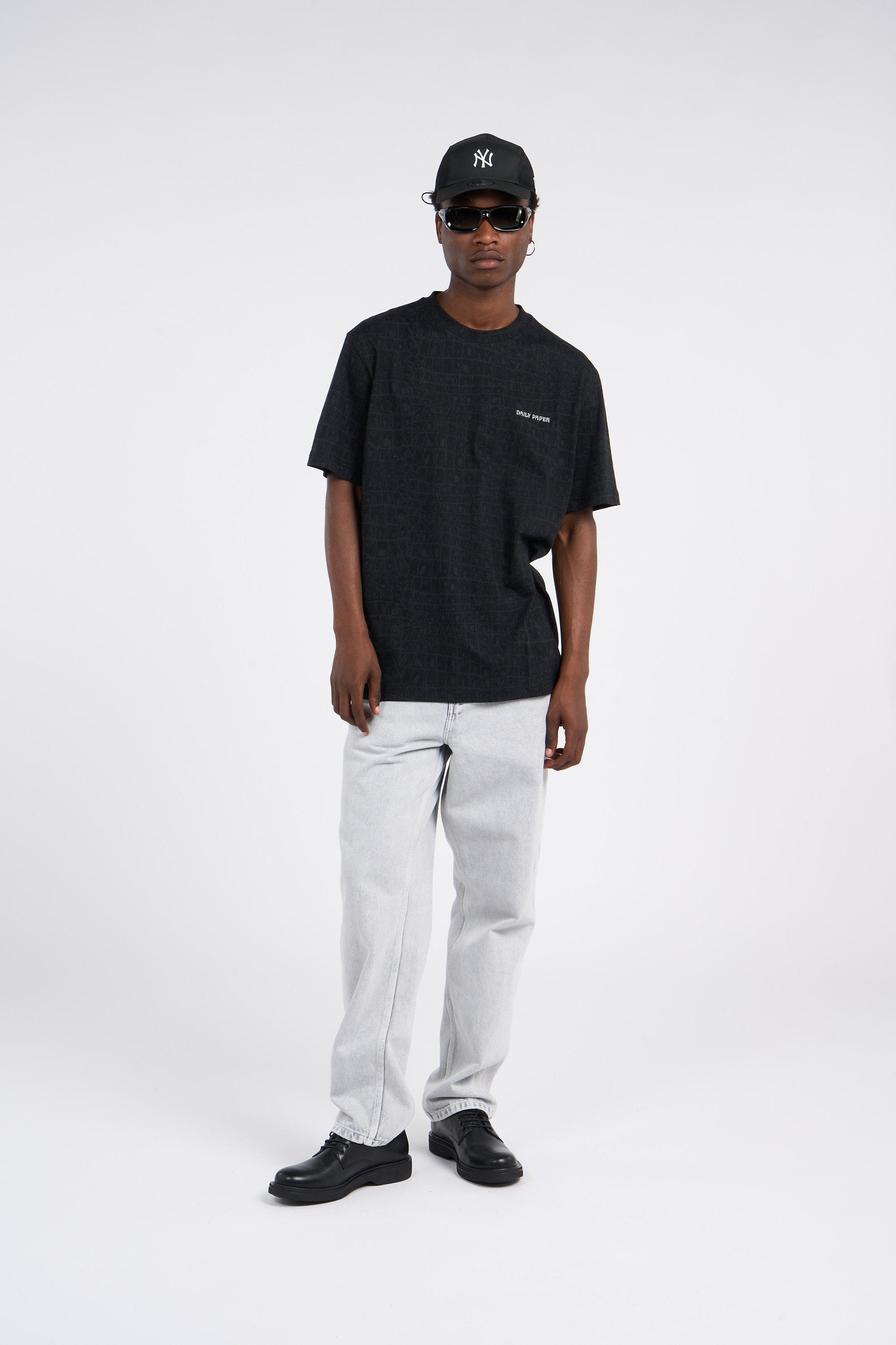 Regular-fit round-neck cotton T-shirt Black