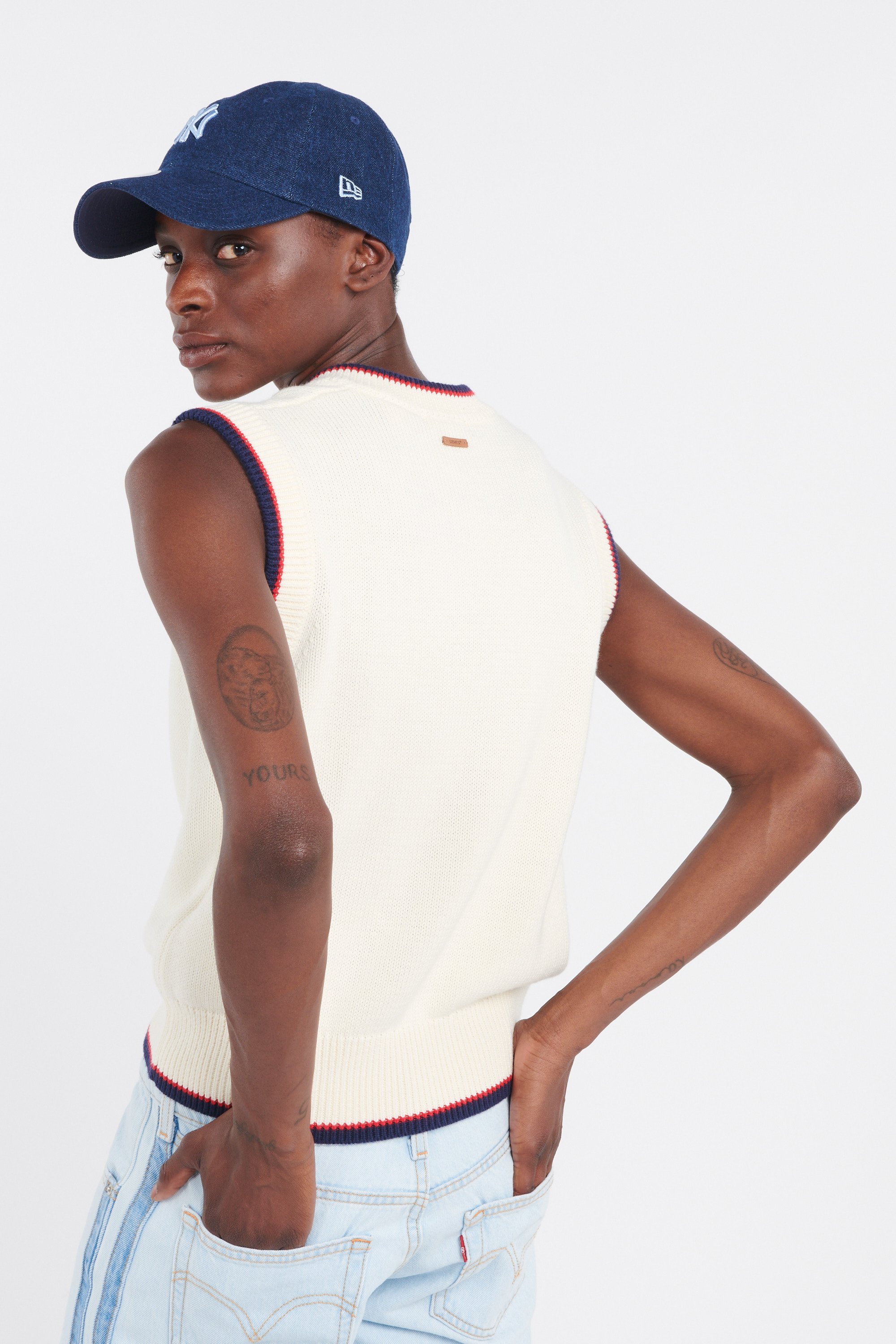 moncler cuvellier padded jacket item Women Sweater Charlie