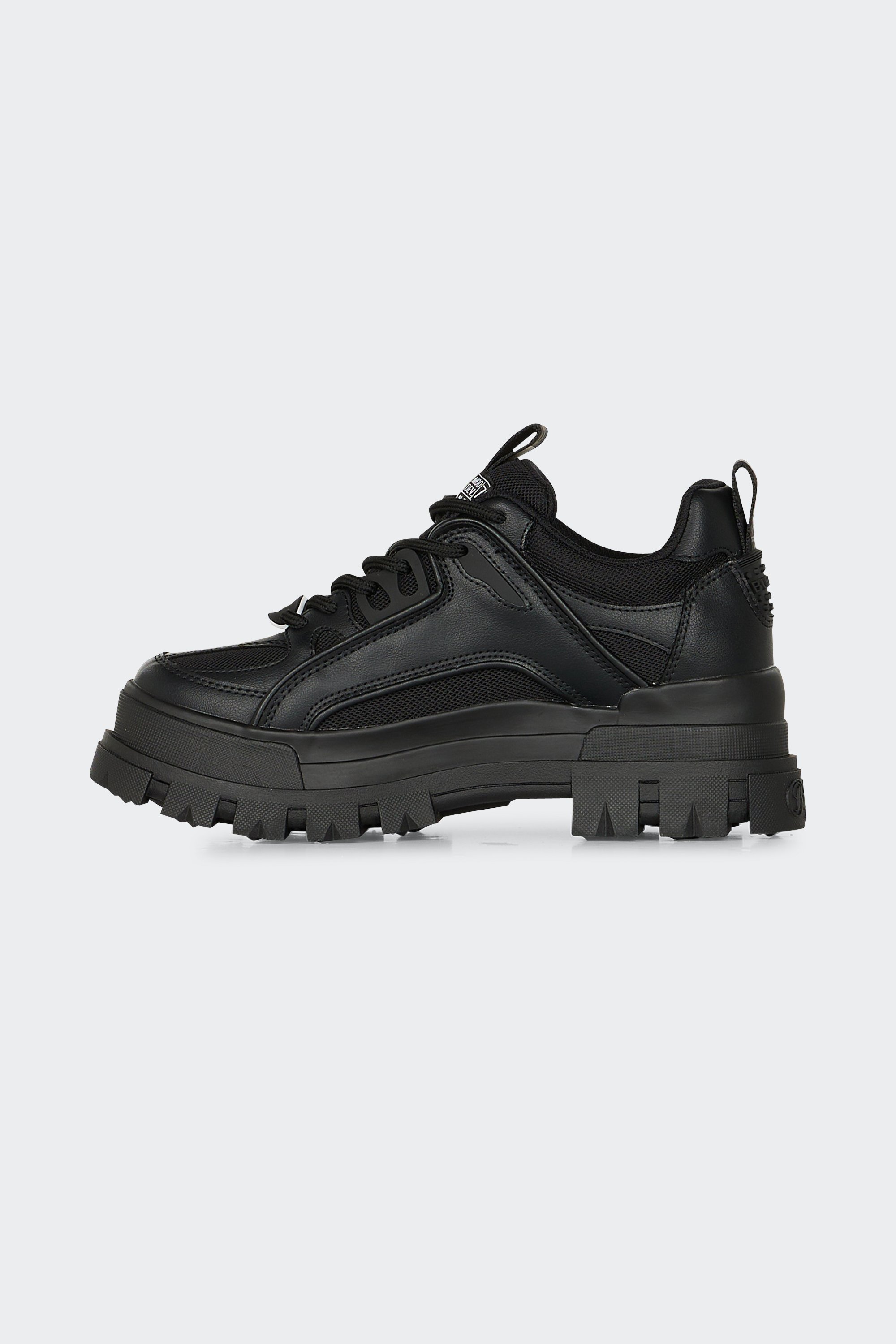 Sneakers | Black by BUFFALO Sneakers Black