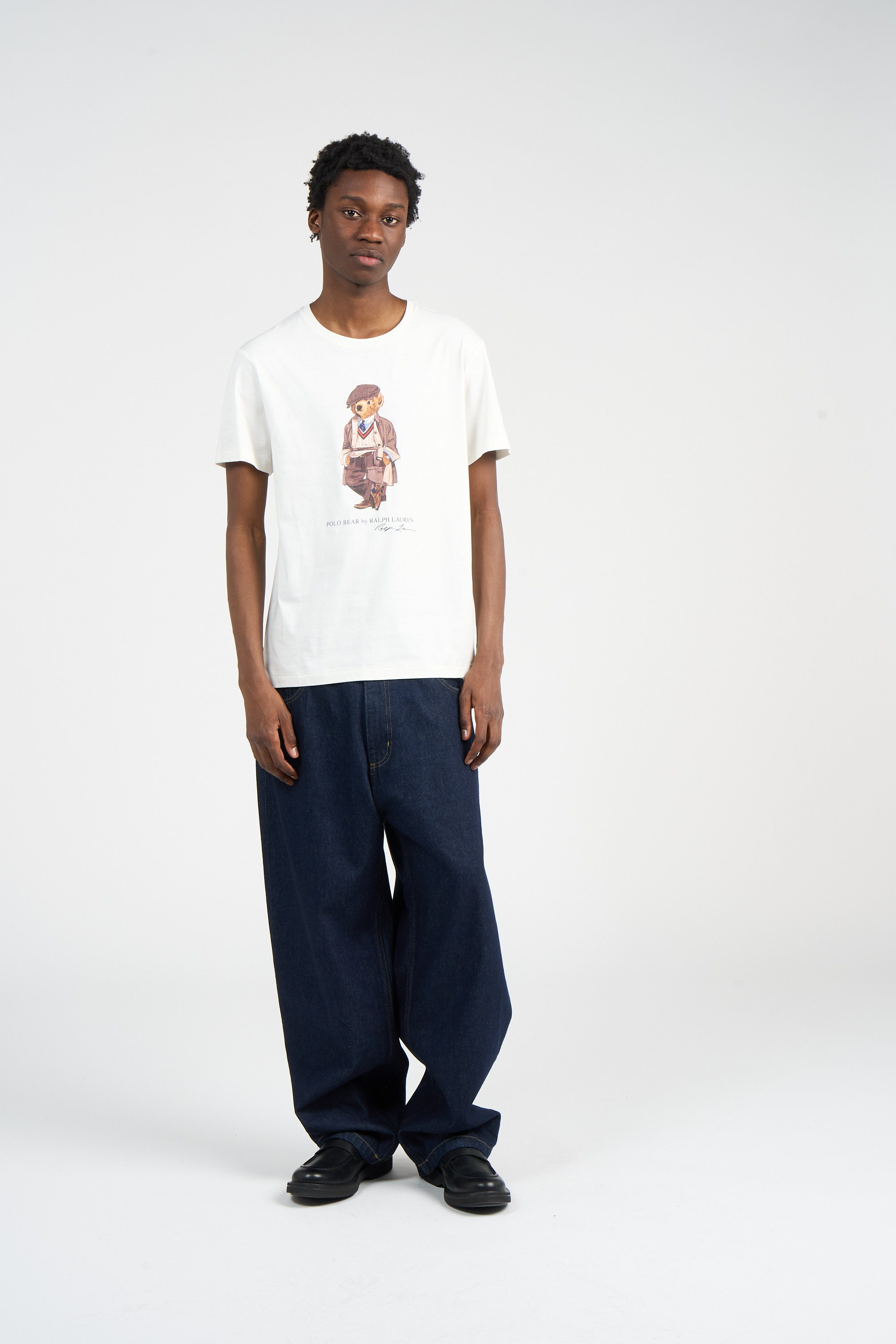 T-shirt White