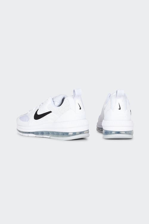 NIKE Baskets basses Blanc