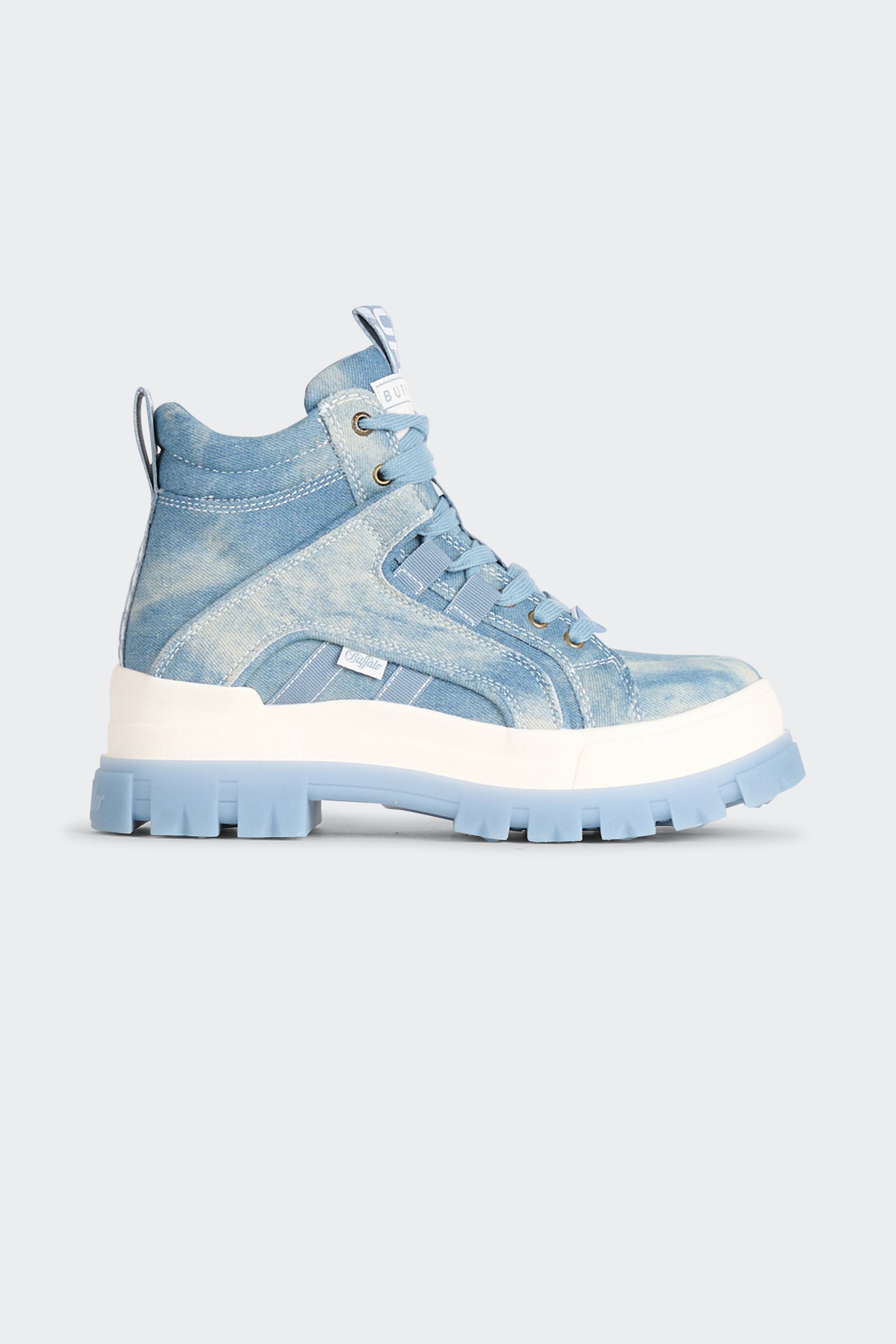 Sneakers | Blue by BUFFALO Sneakers Blue