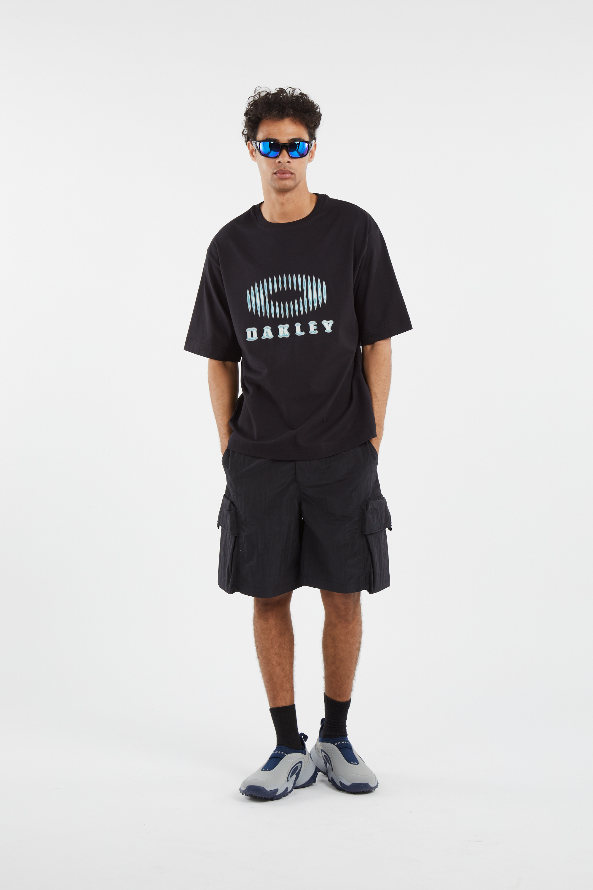 Regular-fit round-neck cotton T-shirt Black