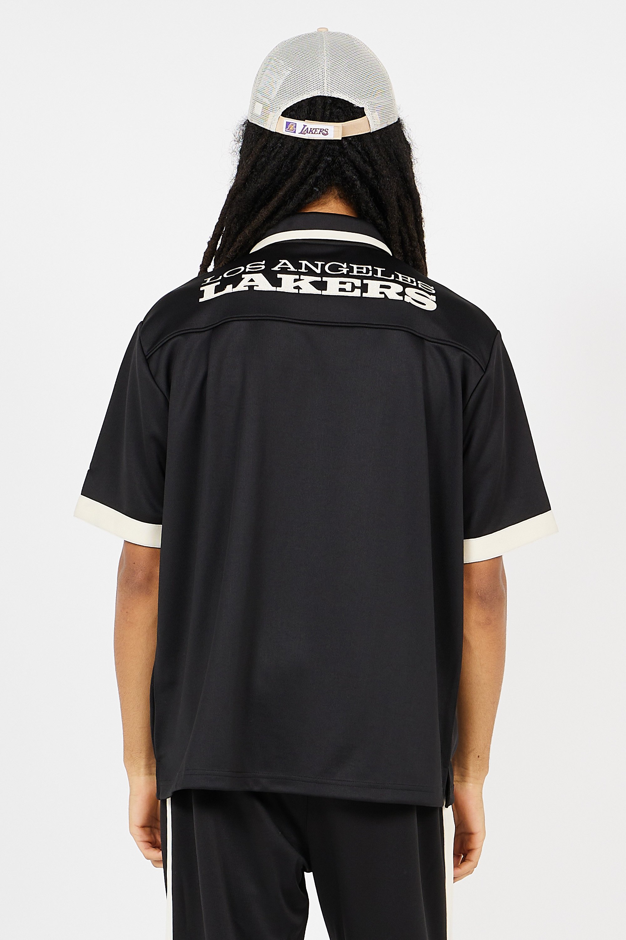 Shirt | Black by NEW ERA Shirt Black