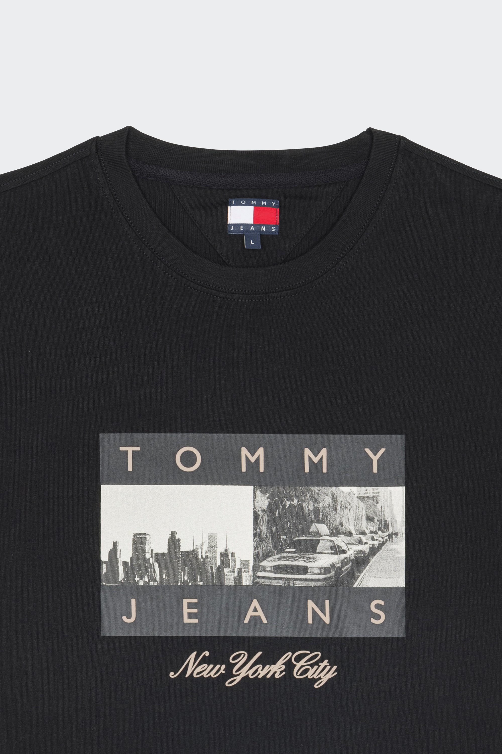 T-shirt | Noir by TOMMY JEANS T-shirt Noir