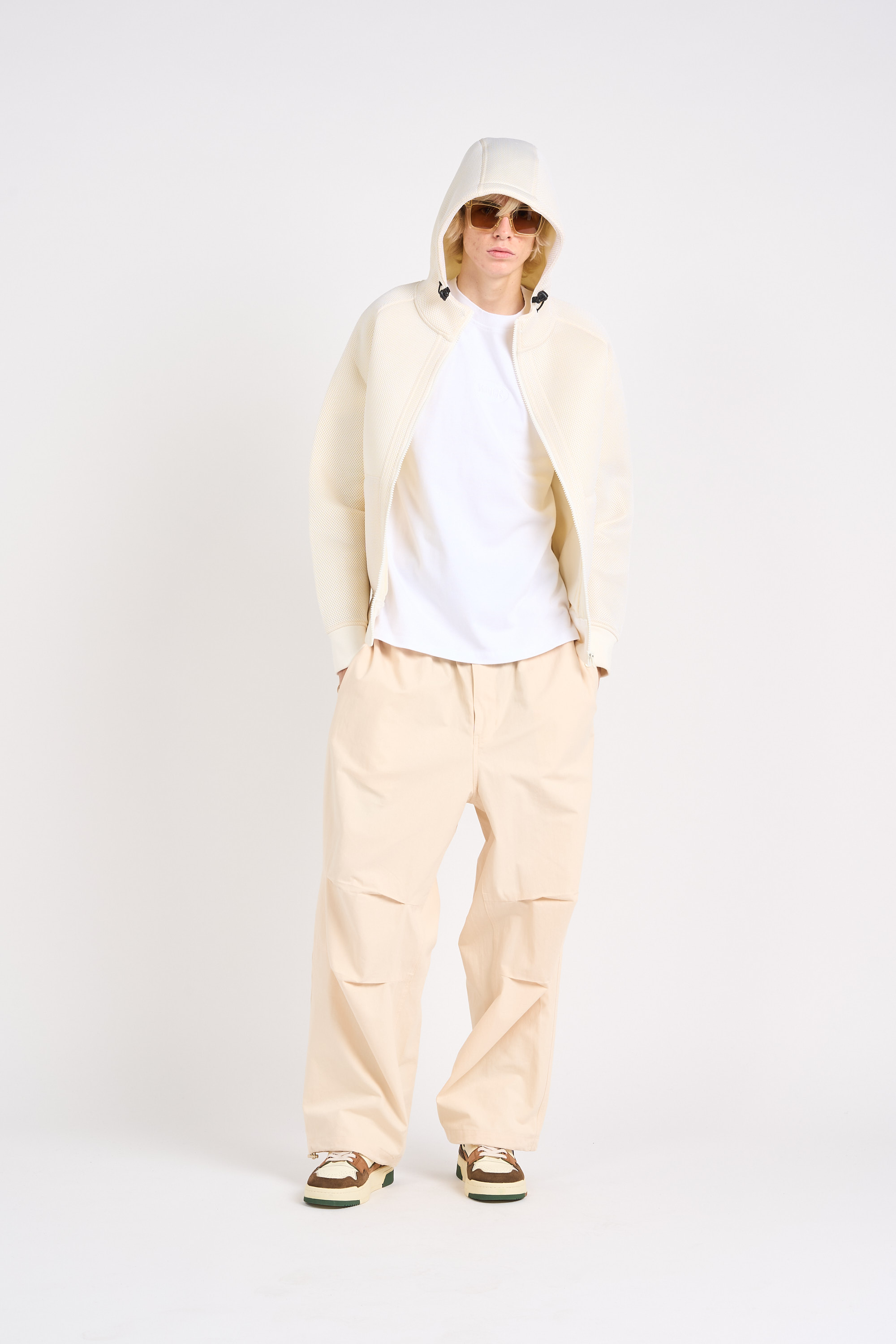 zip-up hoodie White