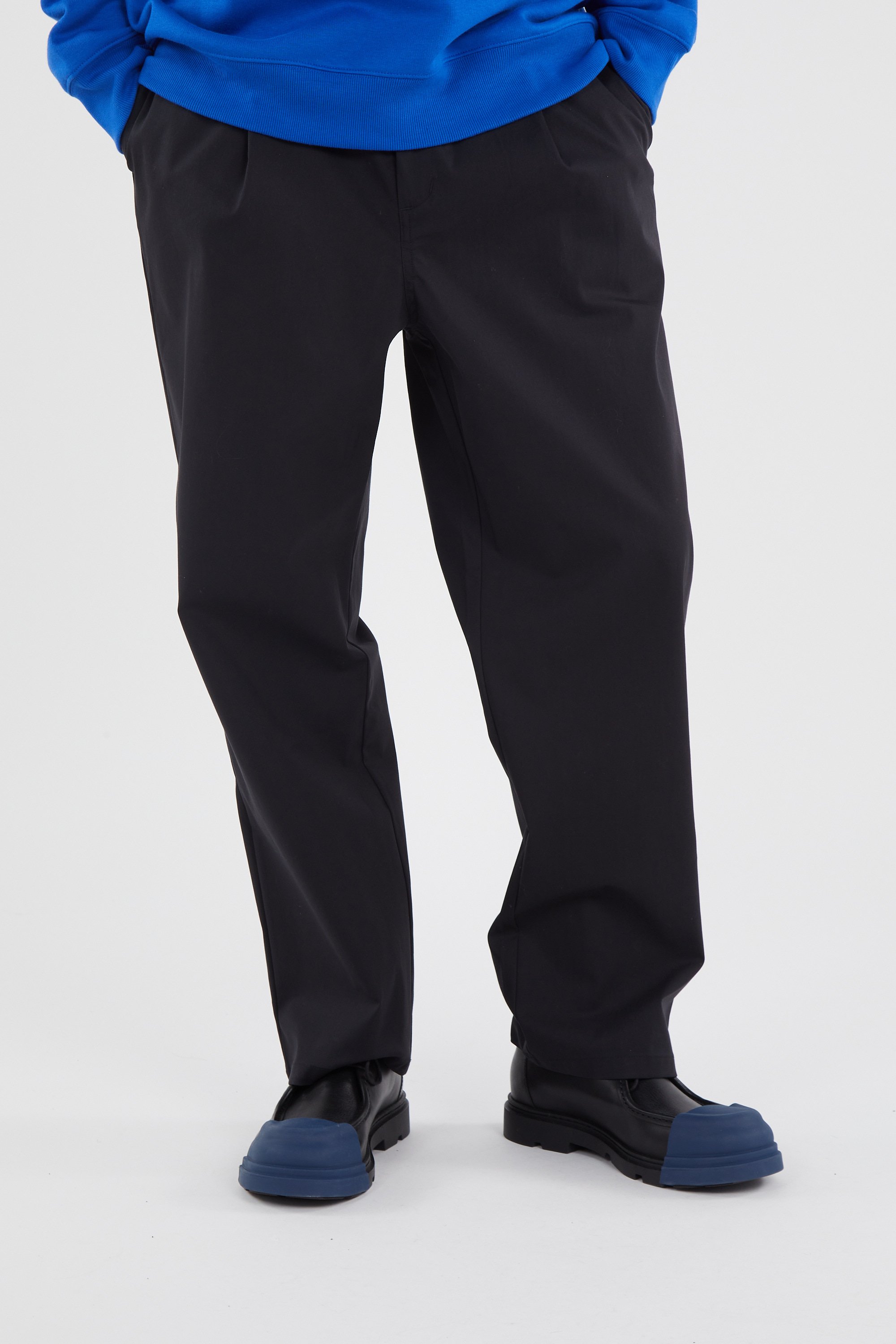 Pants | Black by NEW BALANCE Pants Black